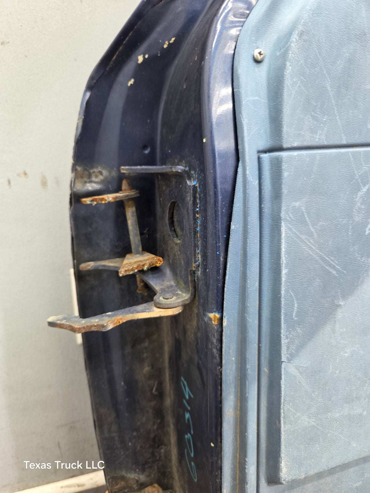 1982-1993 Chevrolet S10 / GMC S15 Sonoma RH Passenger Side Front Door