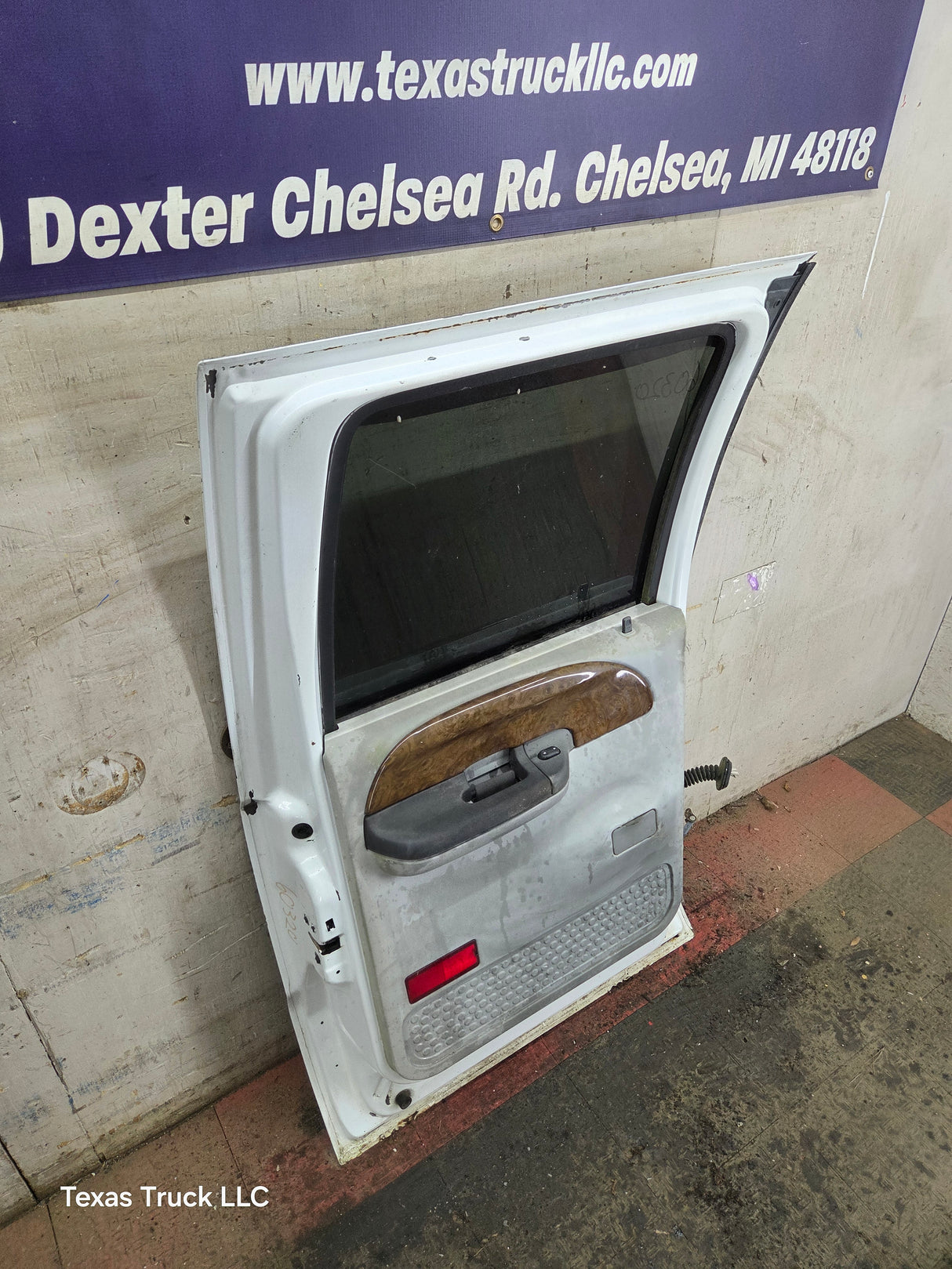 1999-2011 Ford Super Duty LH Driver Side Rear Crew Cab Door F250 F350 F450 F550