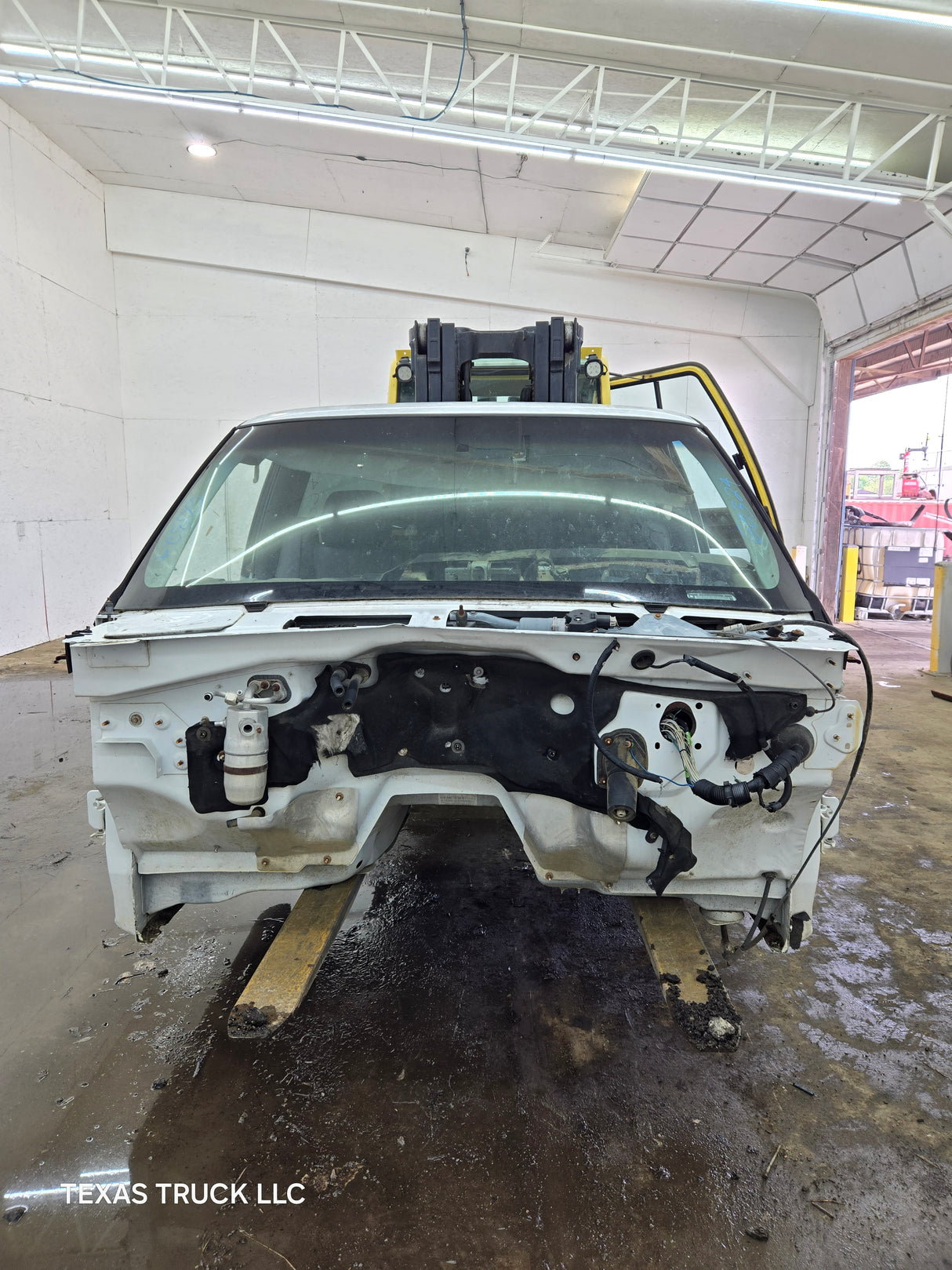 1999-2007 Chevrolet Silverado / GMC Sierra 1500 2500 HD 3500HD Regular Cab Body