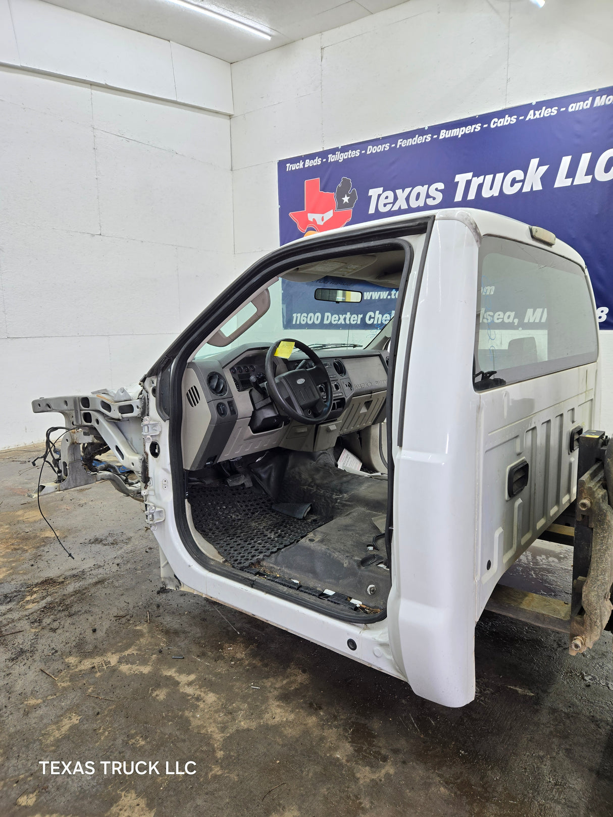 2008-2010 Ford Super Duty F250 F350 F450 F550 Regular Cab 2 door
