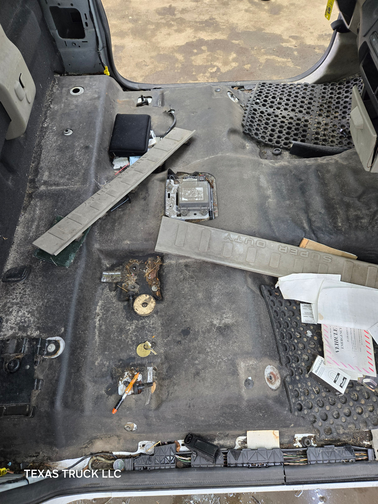 2008-2010 Ford Super Duty F250 F350 F450 F550 Regular Cab 2 door