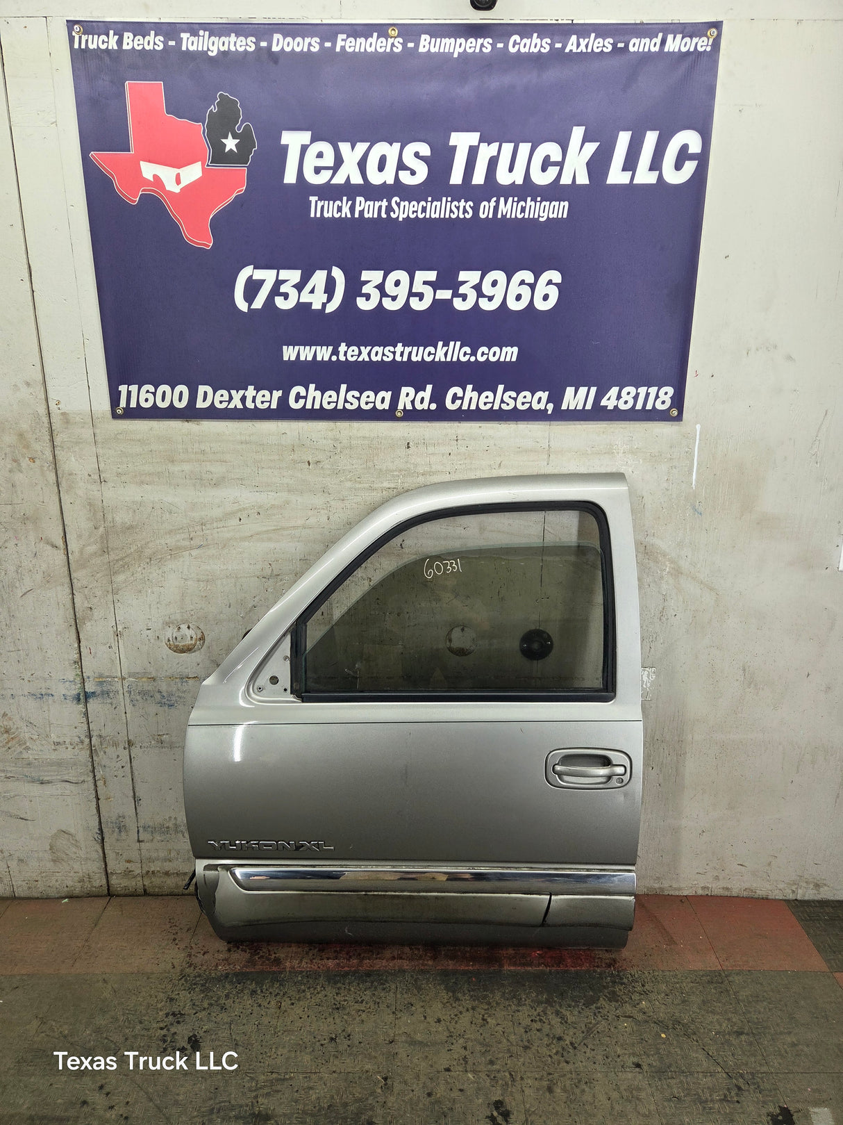 1999-2006 Chevrolet Silverado / GMC Sierra 1500 2500 3500 HD Front Driver Side Door LH
