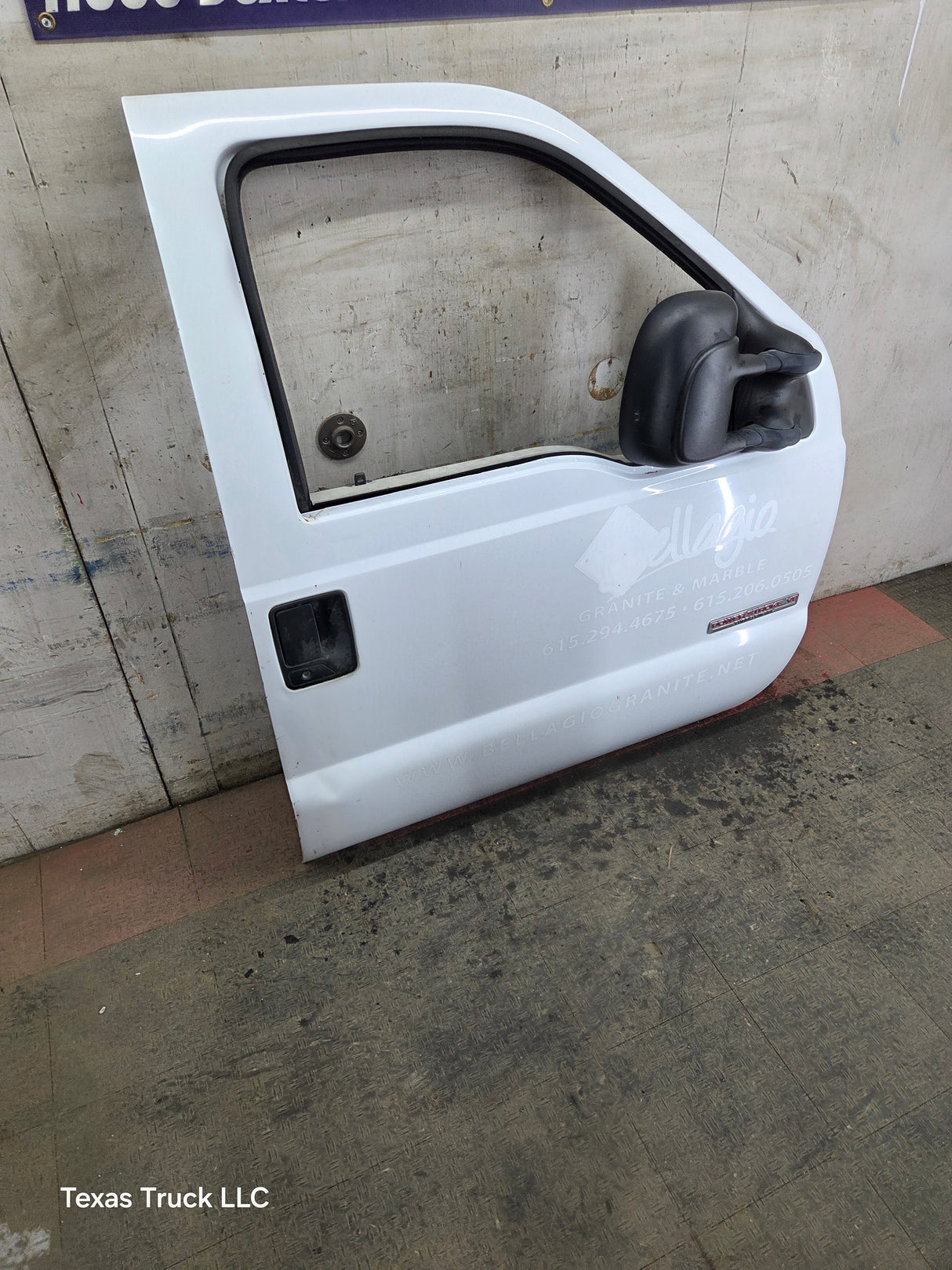 1999-2011 Ford Super Duty / Excursion Front Passenger RH Door F250 F350 F450 F550