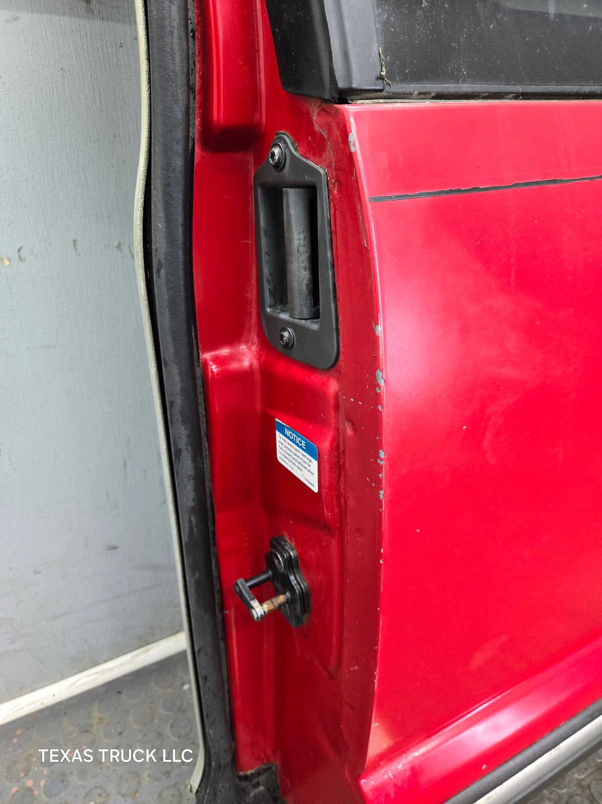 1996-2004 Chevrolet S10 / S15 / GMC Sonoma LH Driver Side Extended Cab Door