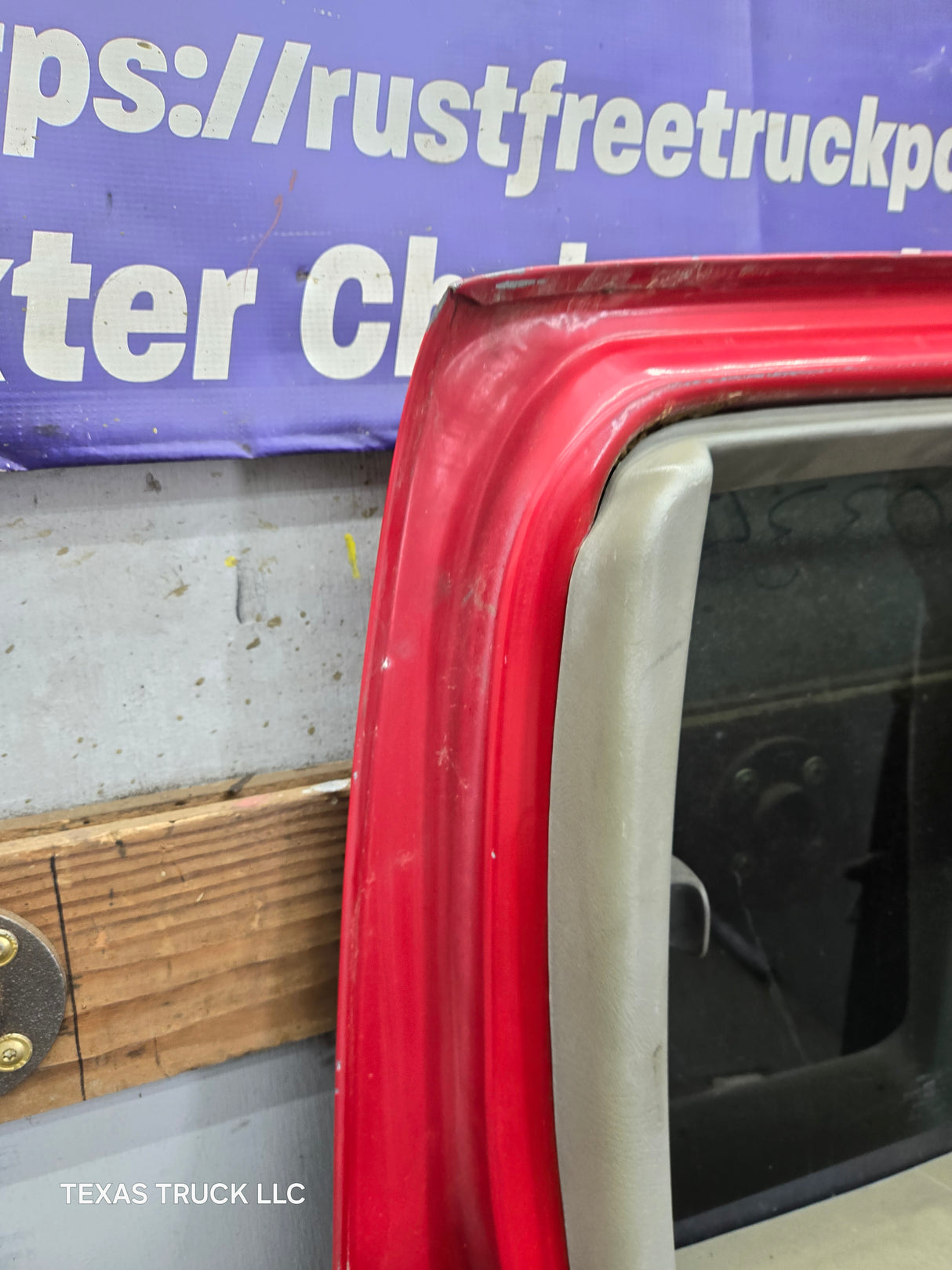 1996-2004 Chevrolet S10 / S15 / GMC Sonoma LH Driver Side Extended Cab Door