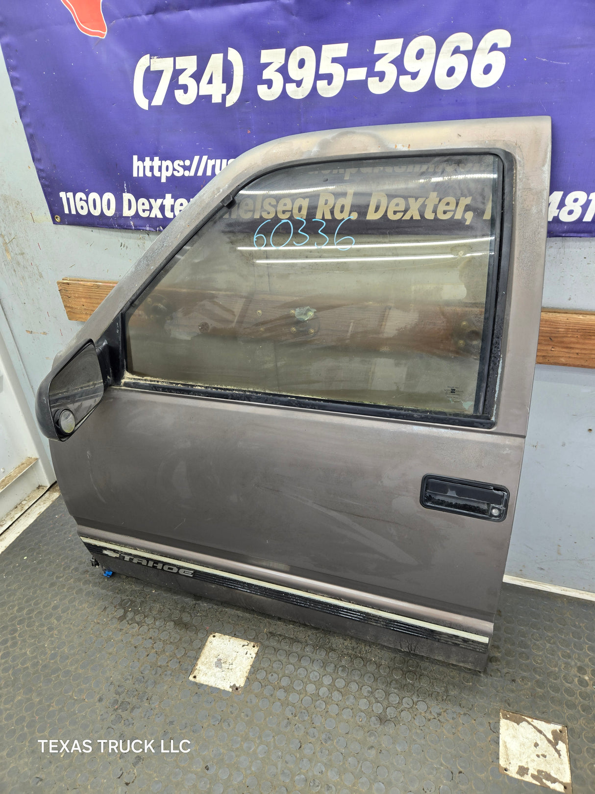 1988-2000 Chevrolet Silverado Suburban GMC Sierra LH Front Driver Side Door