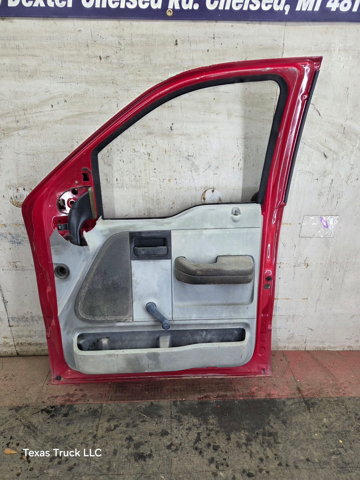 2004-2008 Ford F150 RH Passenger Front CREW Cab Door