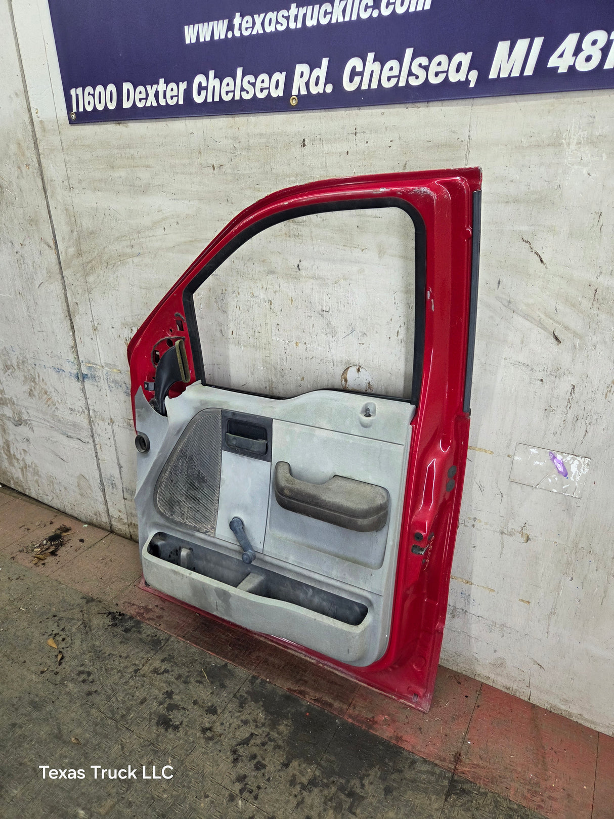 2004-2008 Ford F150 RH Passenger Front CREW Cab Door