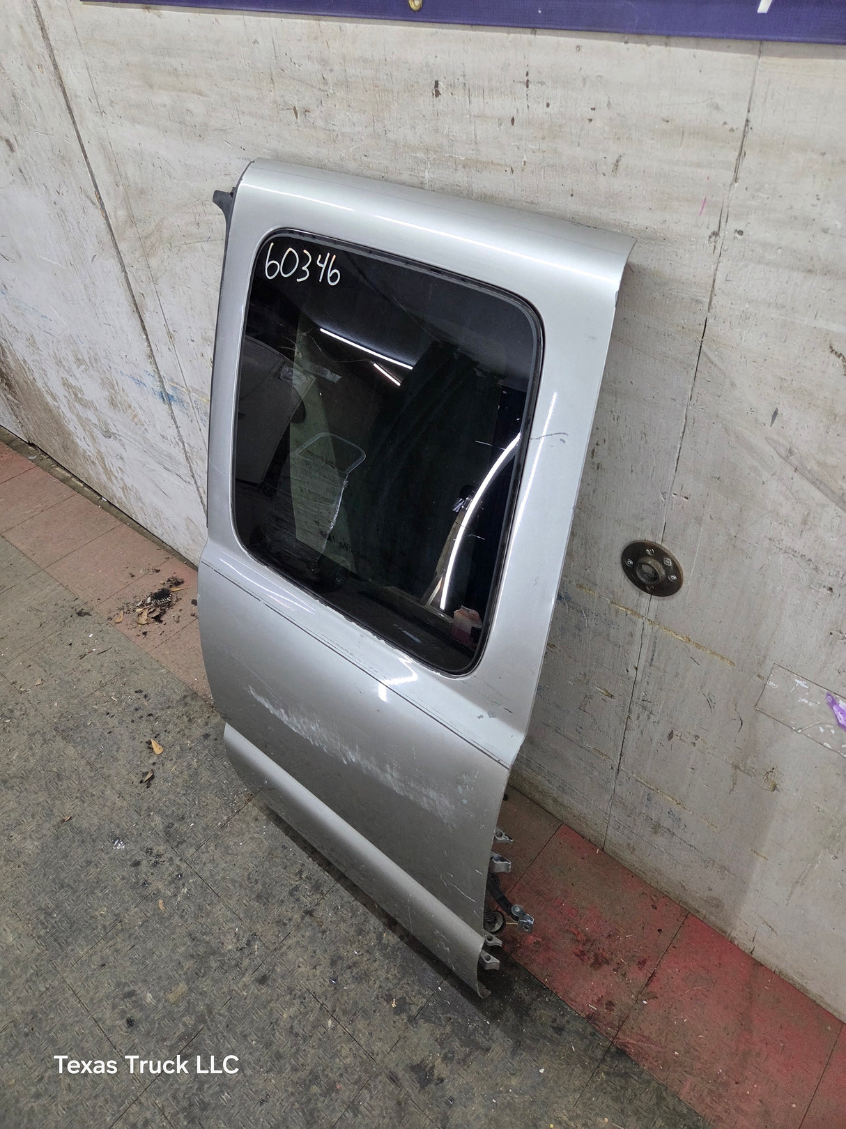 1999-2006 Chevrolet Silverado / GMC Sierra 1500 2500 3500 HD Rear Driver side Extended Cab Rear Door