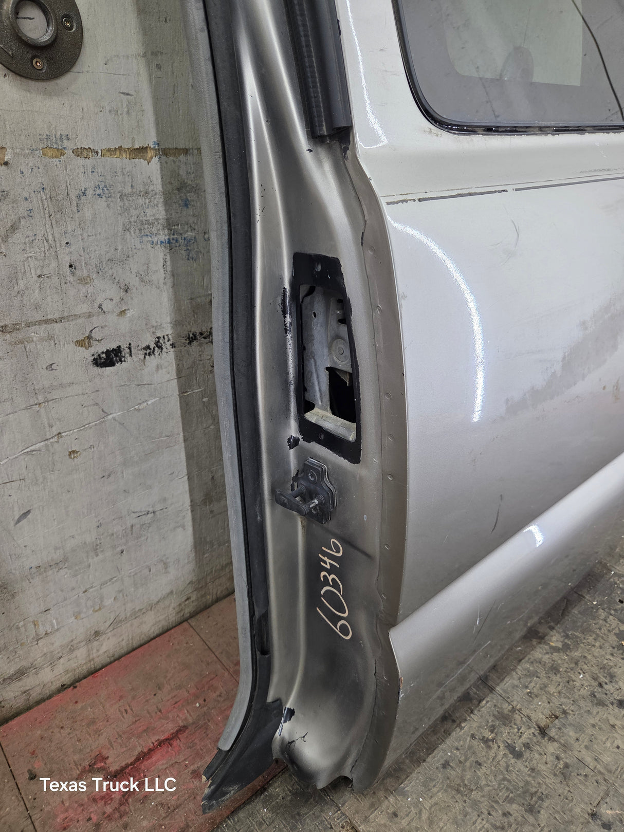 1999-2006 Chevrolet Silverado / GMC Sierra 1500 2500 3500 HD Rear Driver side Extended Cab Rear Door