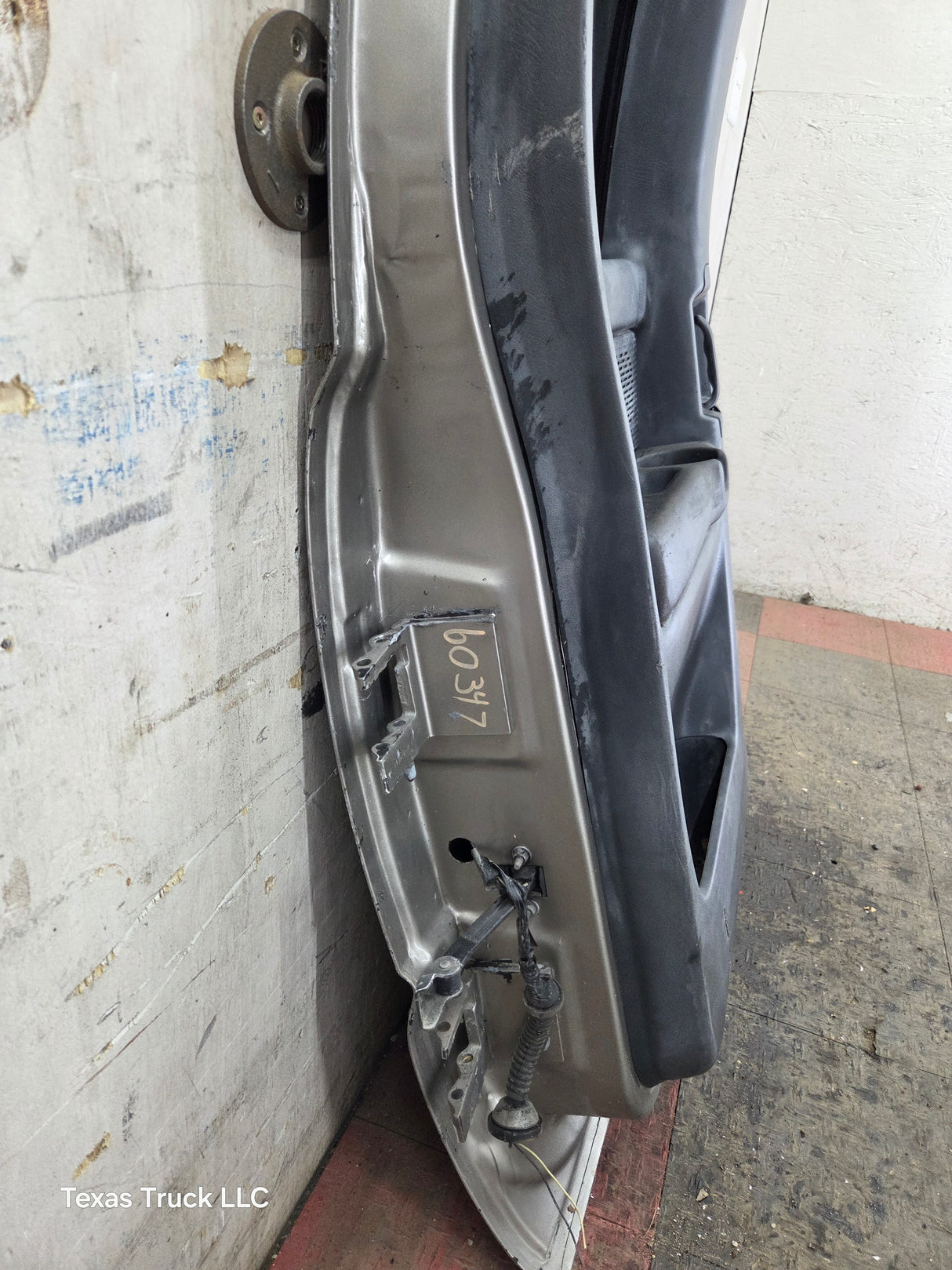 1999-2006 Chevrolet Silverado / GMC Sierra 1500 2500 3500 HD Rear Driver side Extended Cab Rear Door