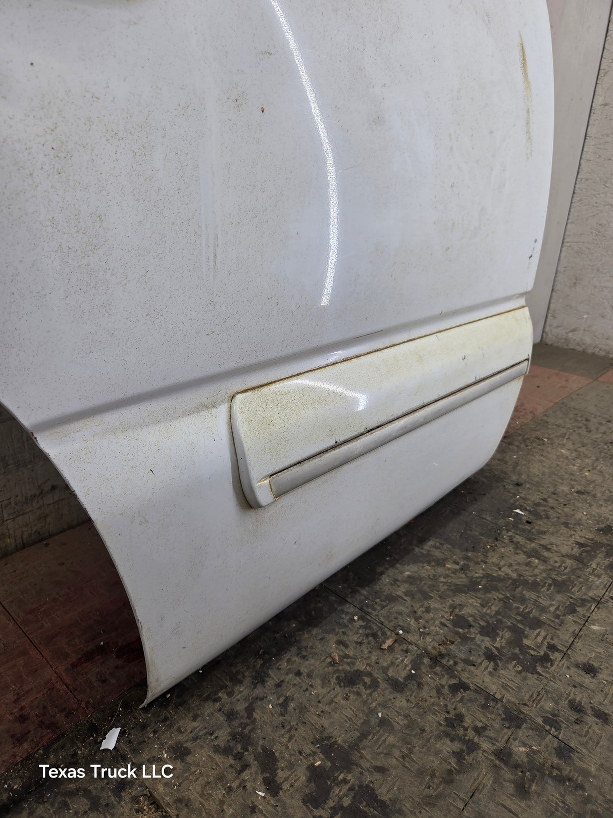 2001-2006 Chevrolet Tahoe / GMC Yukon 1500 2500HD Rear Passenger side rear door RH