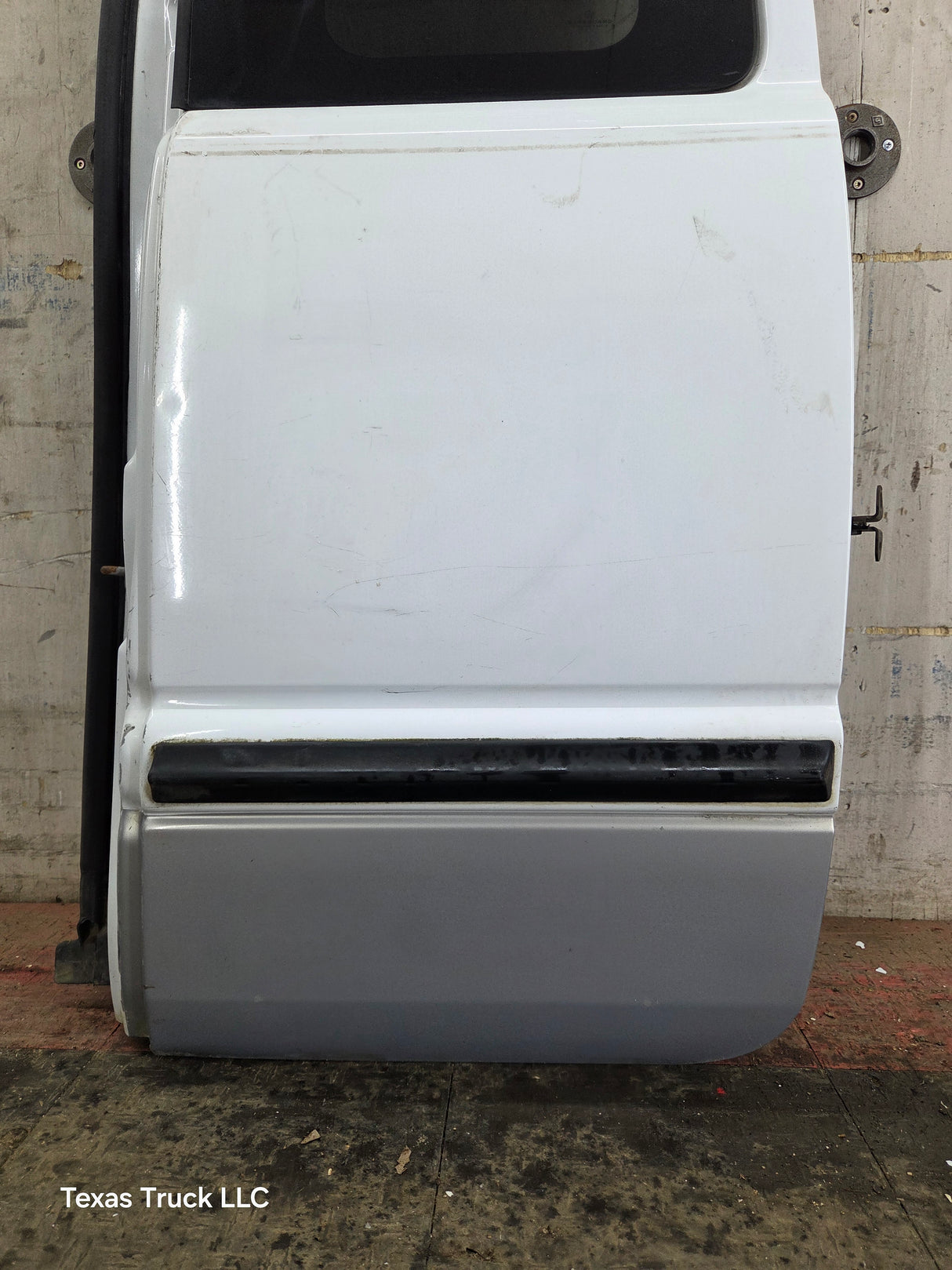 1988-2000 Chevrolet Silverado GMC Sierra LH Rear Extended Cab Driver Side 3rd Door