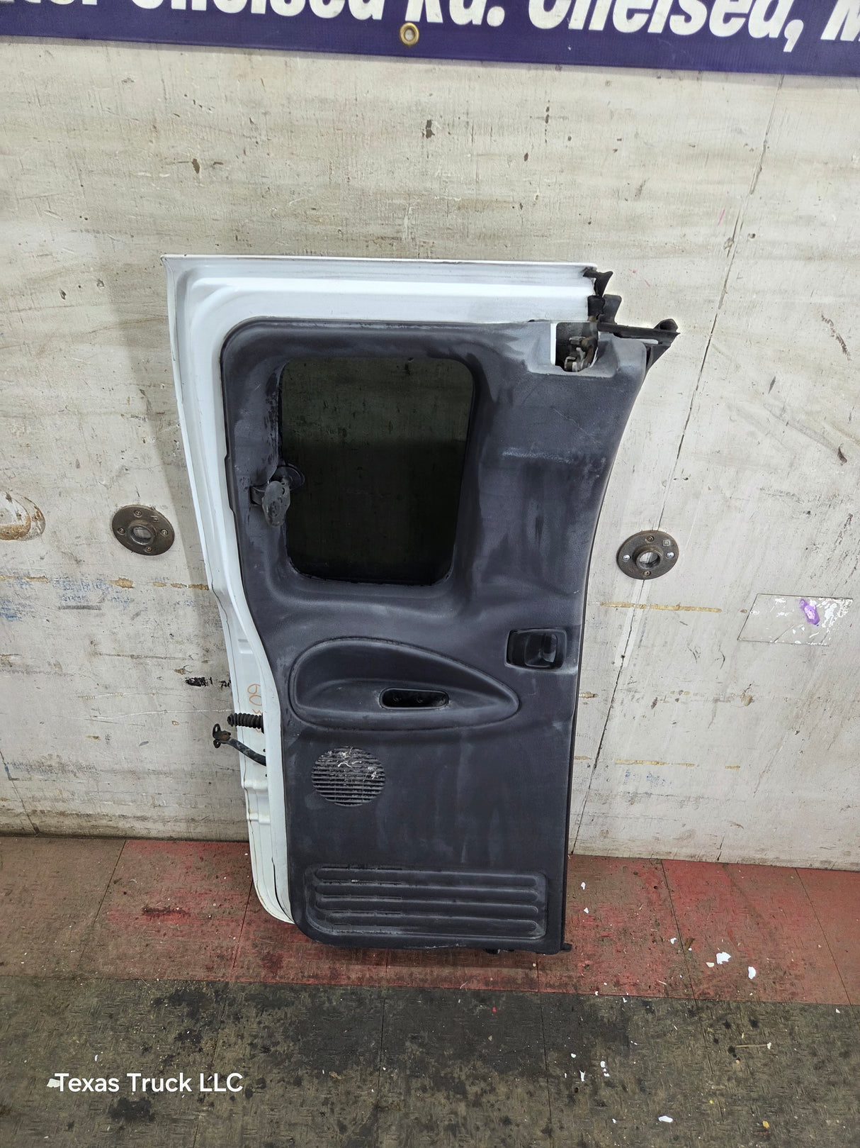 1988-2000 Chevrolet Silverado GMC Sierra LH Rear Extended Cab Driver Side 3rd Door