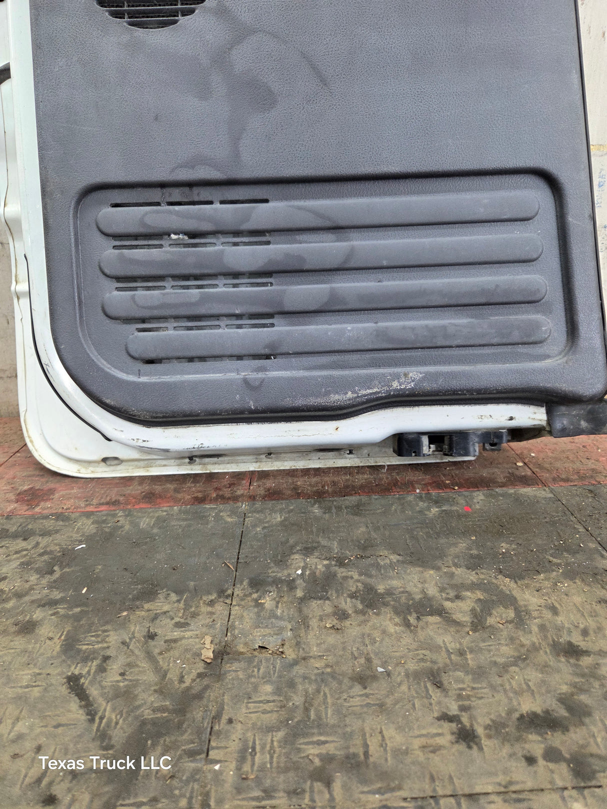 1988-2000 Chevrolet Silverado GMC Sierra LH Rear Extended Cab Driver Side 3rd Door