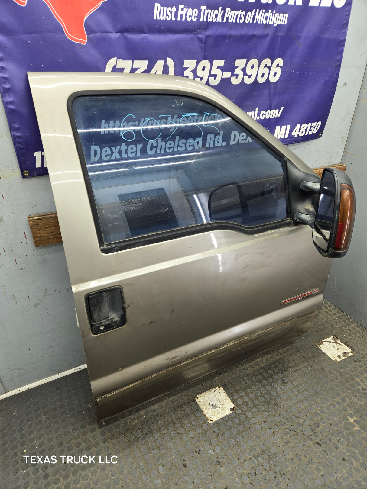1999-2011 Ford Super Duty / Excursion Front Passenger Side RH Door F250 F350 F450 F550