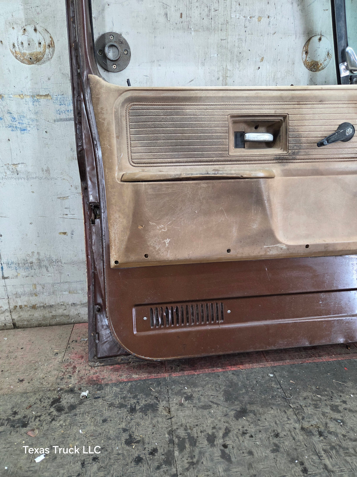 1973-1987 Chevrolet / GMC Square Body Front Drivers Side LH Door K / C Series