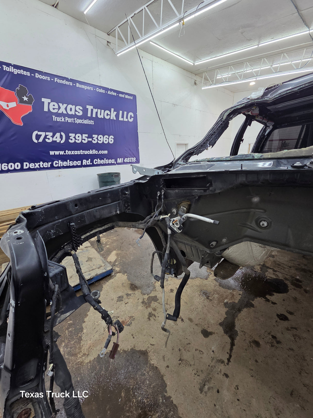 2011-2016 Ford Super Duty 4 door Crew Cab F250 F350 F450 F550 6.7L Power Stroke *Damage