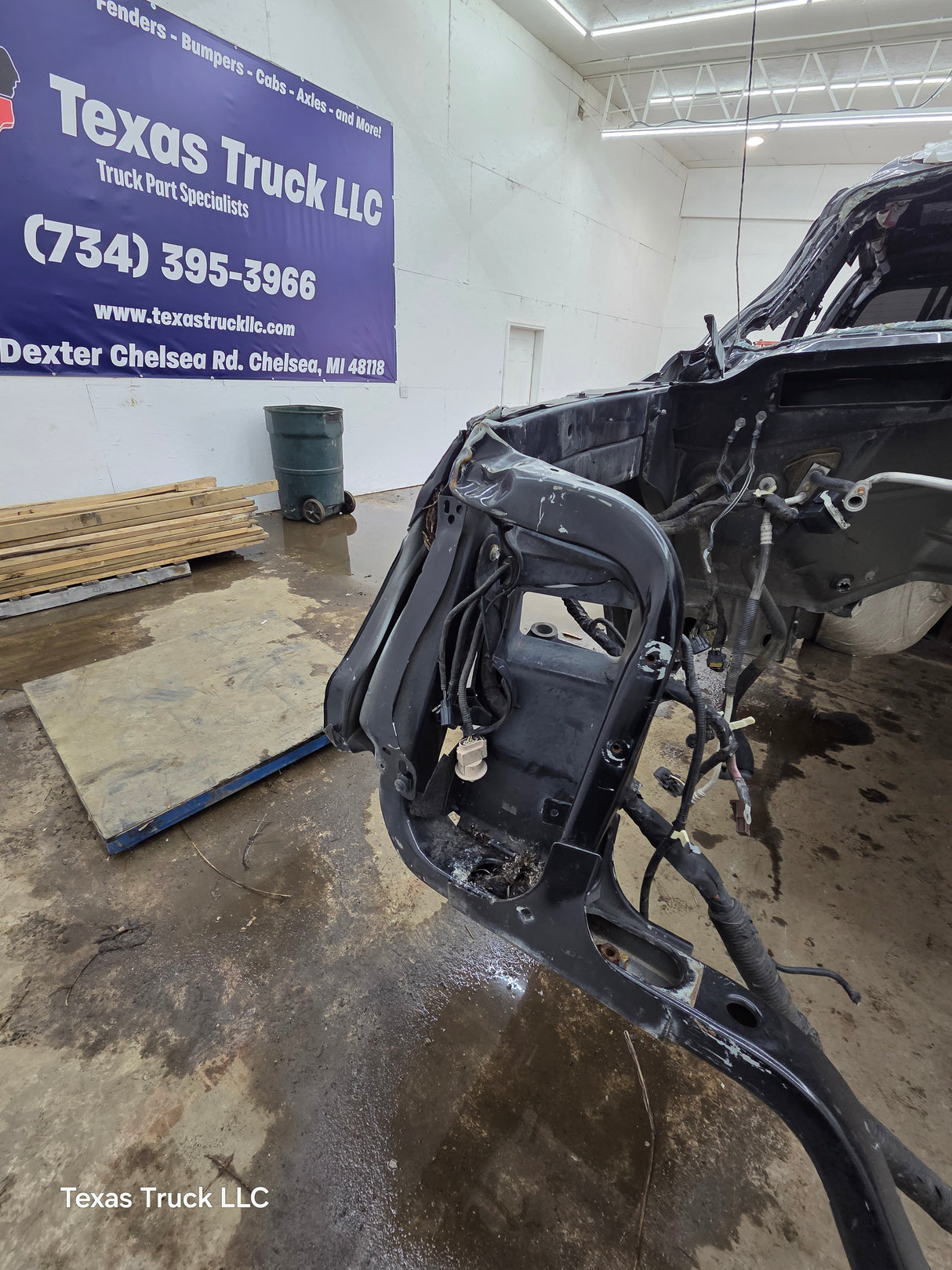2011-2016 Ford Super Duty 4 door Crew Cab F250 F350 F450 F550 6.7L Power Stroke *Damage