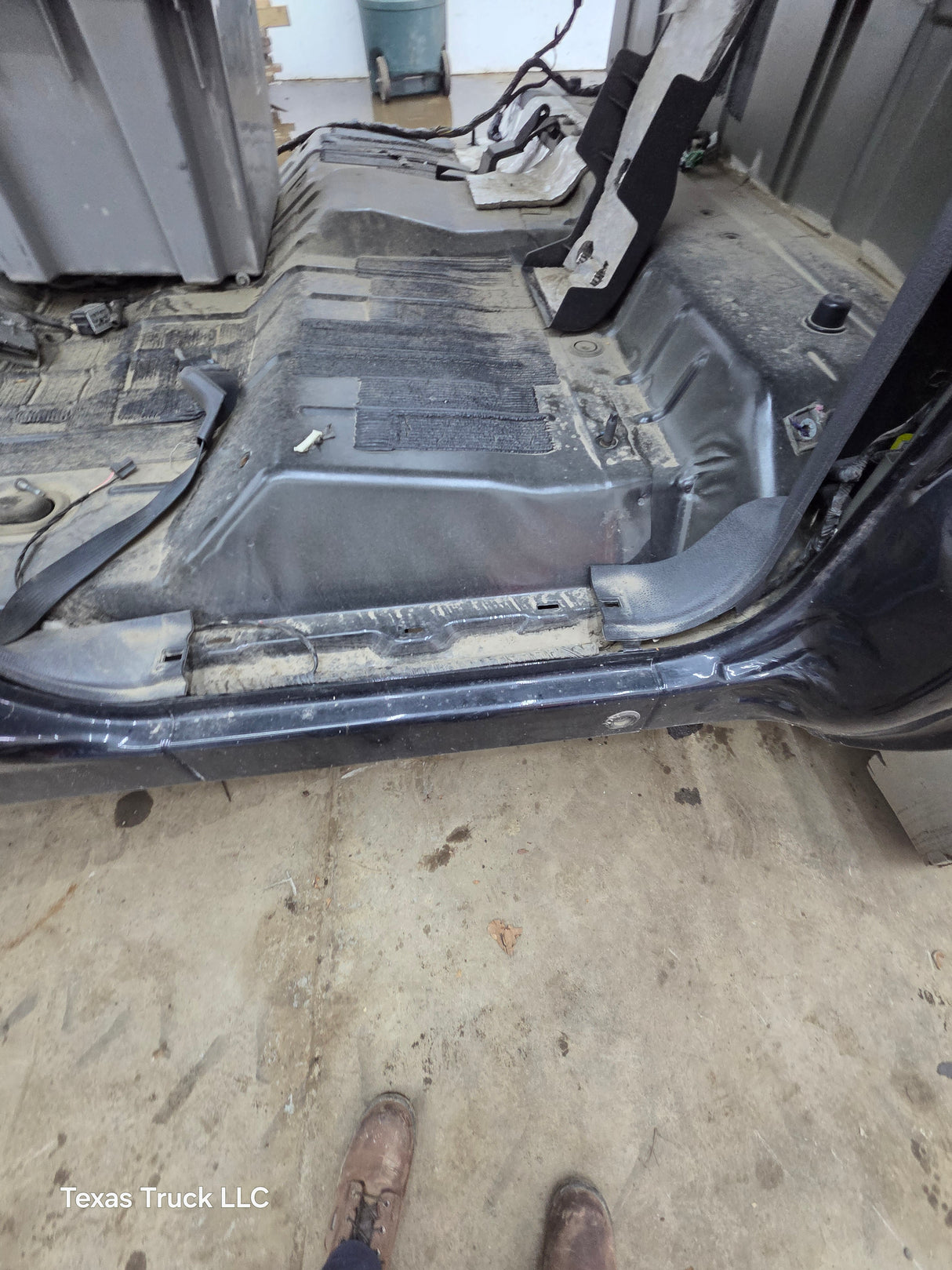 2011-2016 Ford Super Duty 4 door Crew Cab F250 F350 F450 F550 6.7L Power Stroke *Damage