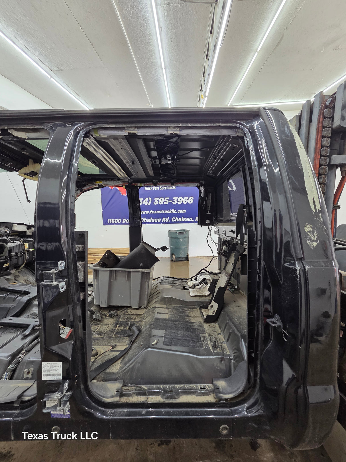 2011-2016 Ford Super Duty 4 door Crew Cab F250 F350 F450 F550 6.7L Power Stroke *Damage