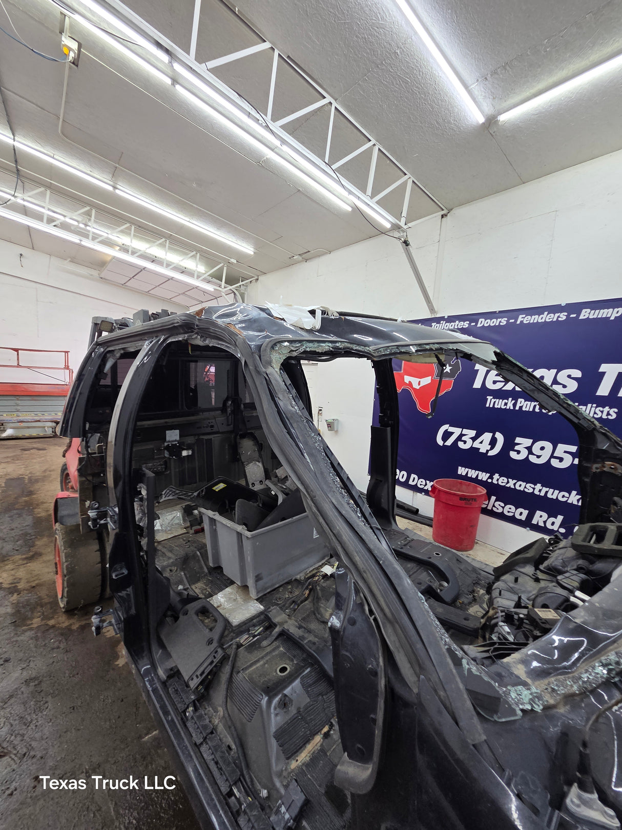2011-2016 Ford Super Duty 4 door Crew Cab F250 F350 F450 F550 6.7L Power Stroke *Damage