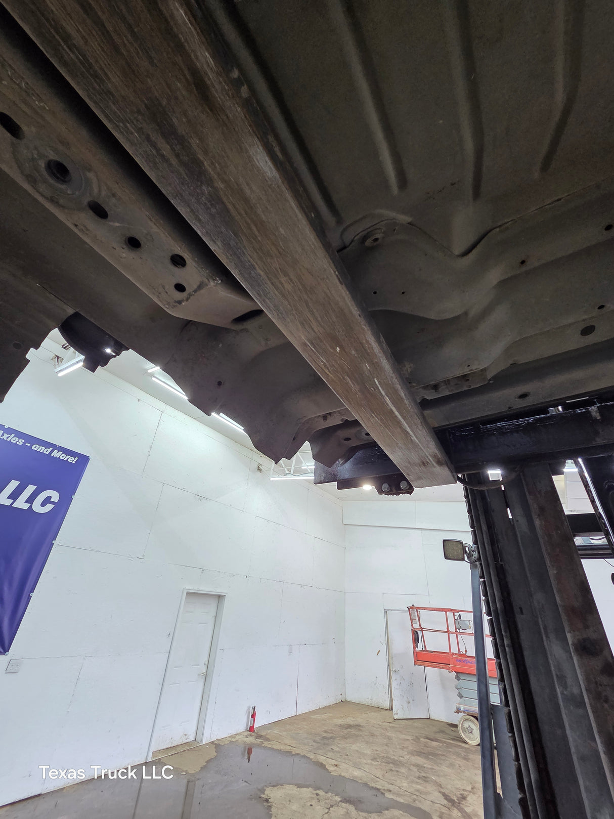 2011-2016 Ford Super Duty 4 door Crew Cab F250 F350 F450 F550 6.7L Power Stroke *Damage