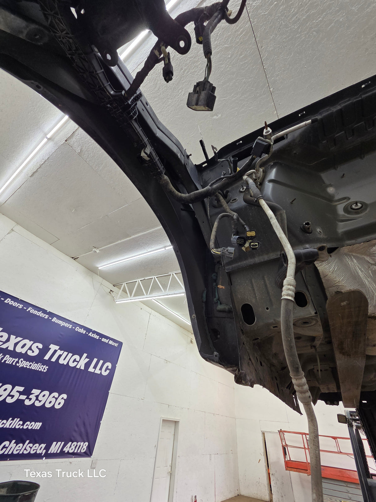 2011-2016 Ford Super Duty 4 door Crew Cab F250 F350 F450 F550 6.7L Power Stroke *Damage
