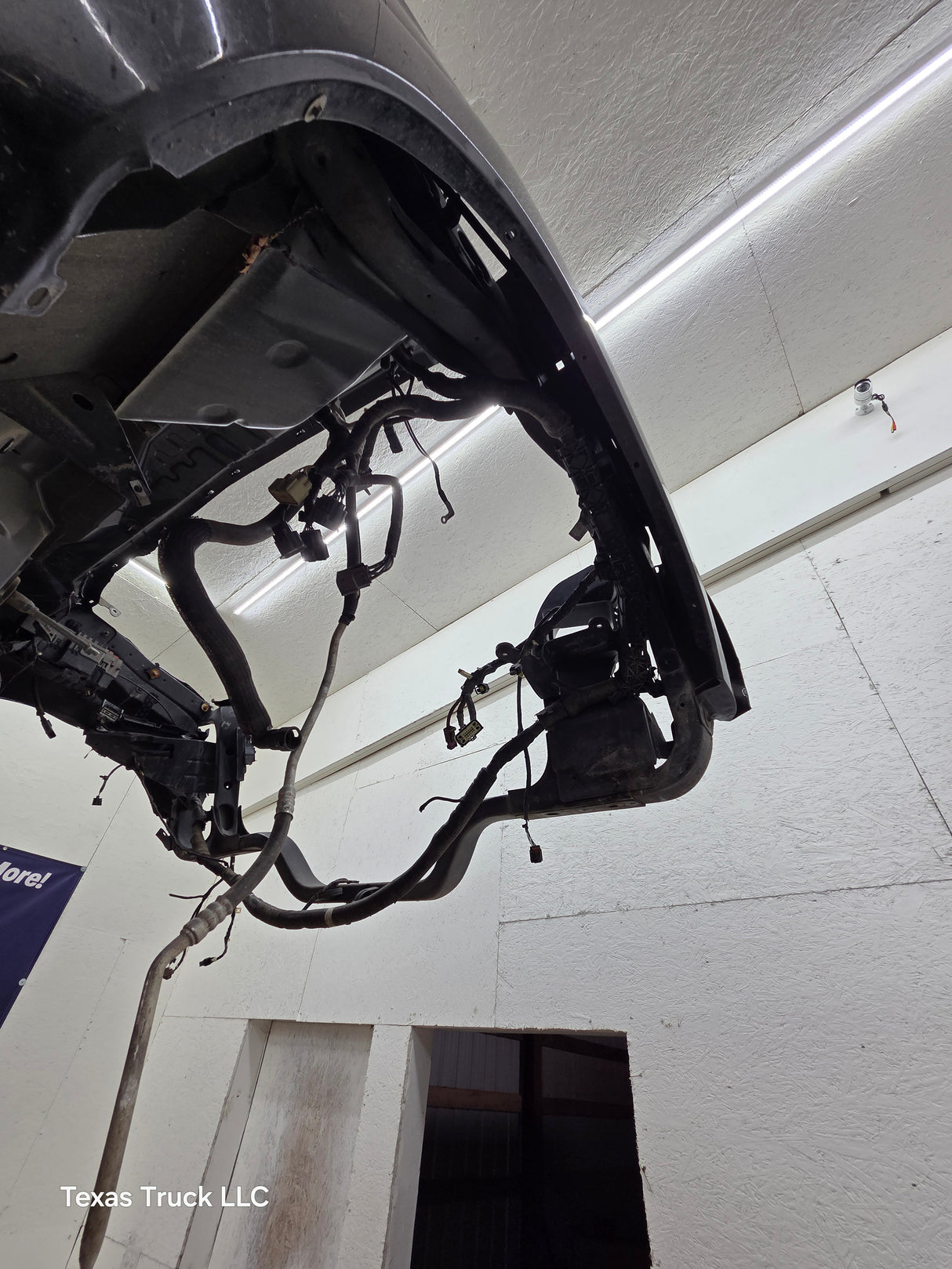 2011-2016 Ford Super Duty 4 door Crew Cab F250 F350 F450 F550 6.7L Power Stroke *Damage