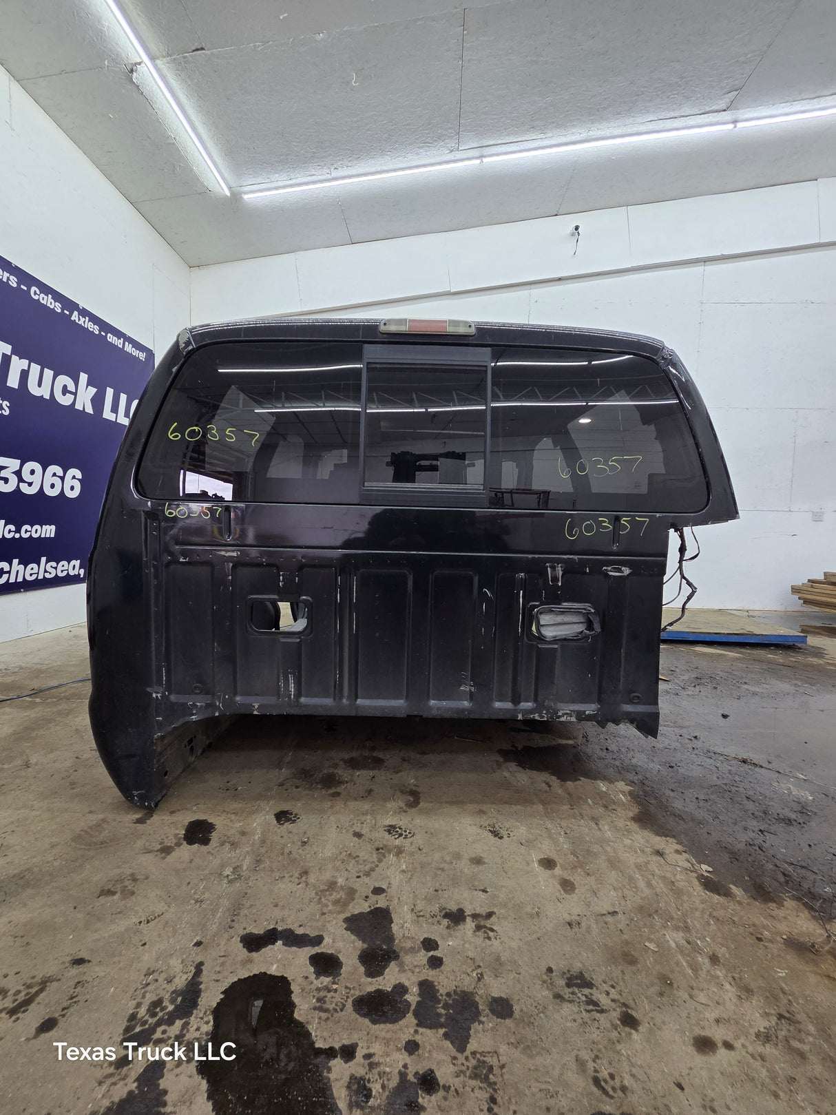2011-2016 Ford Super Duty 4 door Crew Cab F250 F350 F450 F550 6.7L Power Stroke *Damage