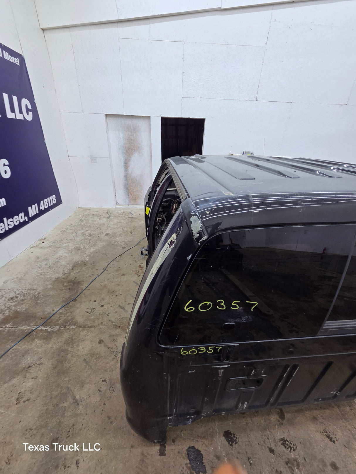 2011-2016 Ford Super Duty 4 door Crew Cab F250 F350 F450 F550 6.7L Power Stroke *Damage