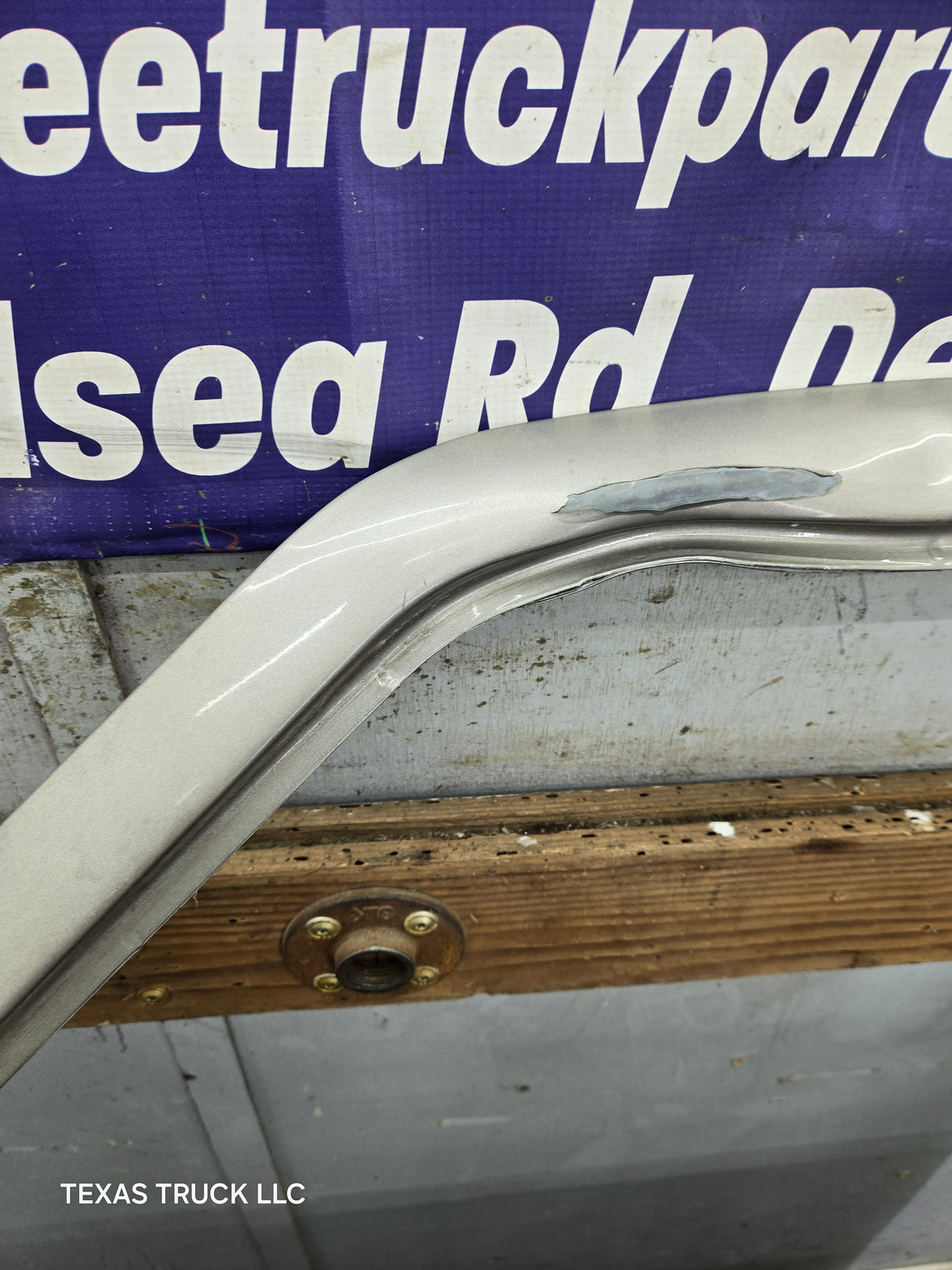 1988-2000 Chevrolet Silverado Suburban GMC Sierra LH Front Driver Side Door