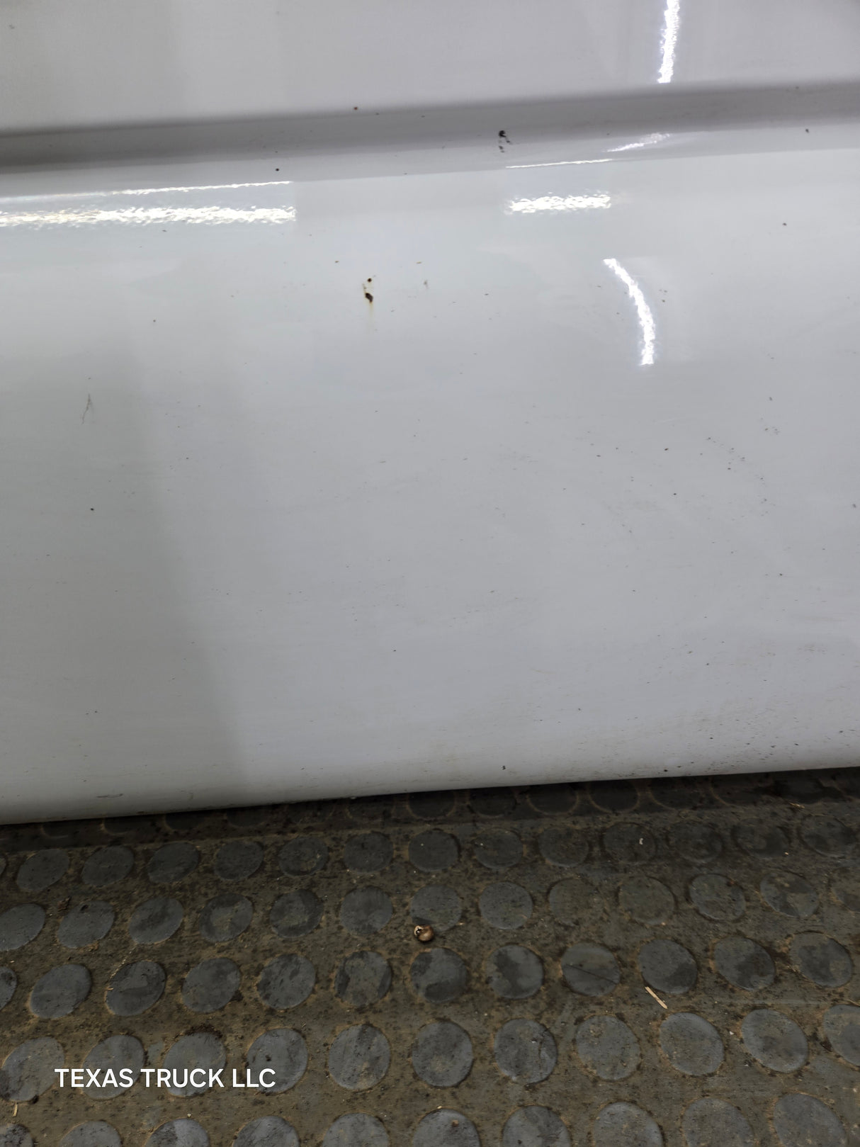 1999-2006 Chevrolet Silverado / GMC Sierra 1500 2500 3500 HD Front Passenger side Door RH