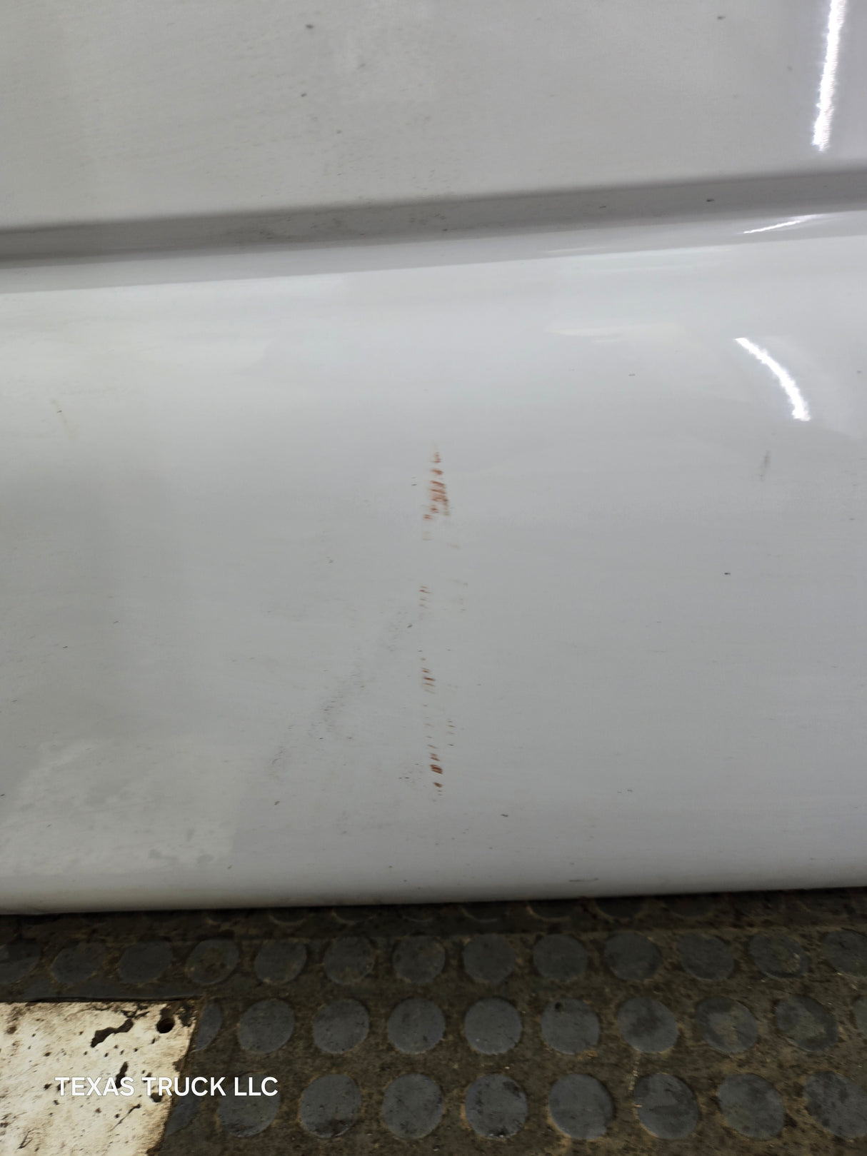 1999-2006 Chevrolet Silverado / GMC Sierra 1500 2500 3500 HD Front Passenger side Door RH