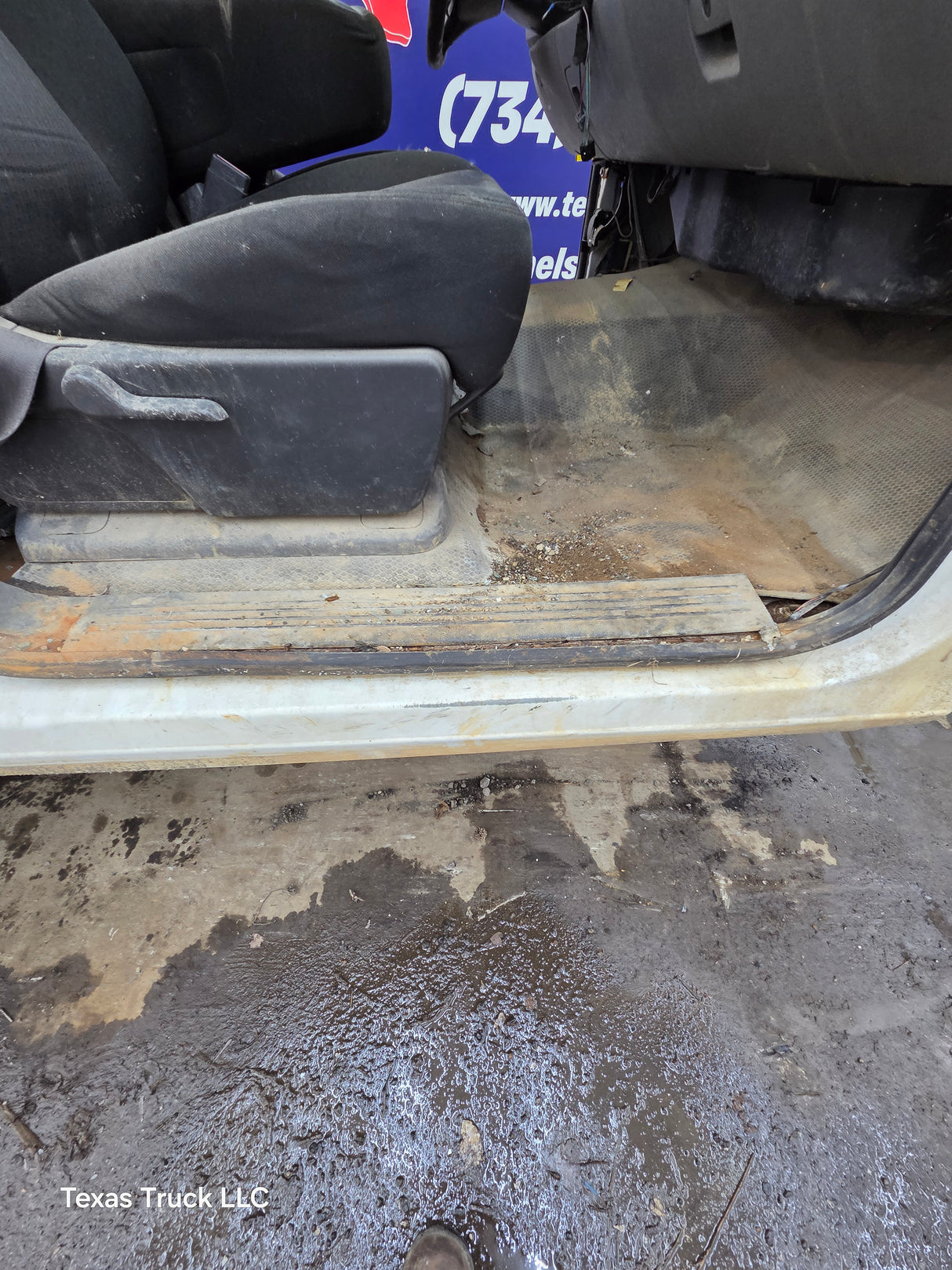 2007-2013 Chevrolet Silverado / GMC Sierra 1500 2500 3500 HD Regular Cab