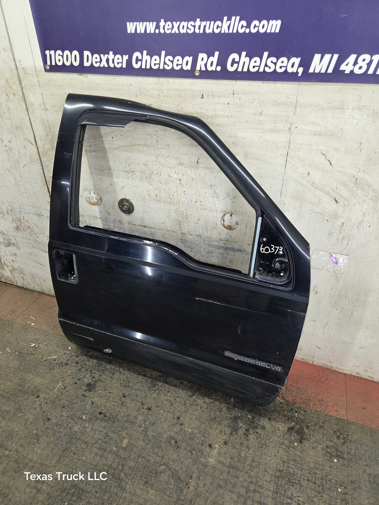 1999-2011 Ford Super Duty / Excursion Front Passenger RH Door F250 F350 F450 F550
