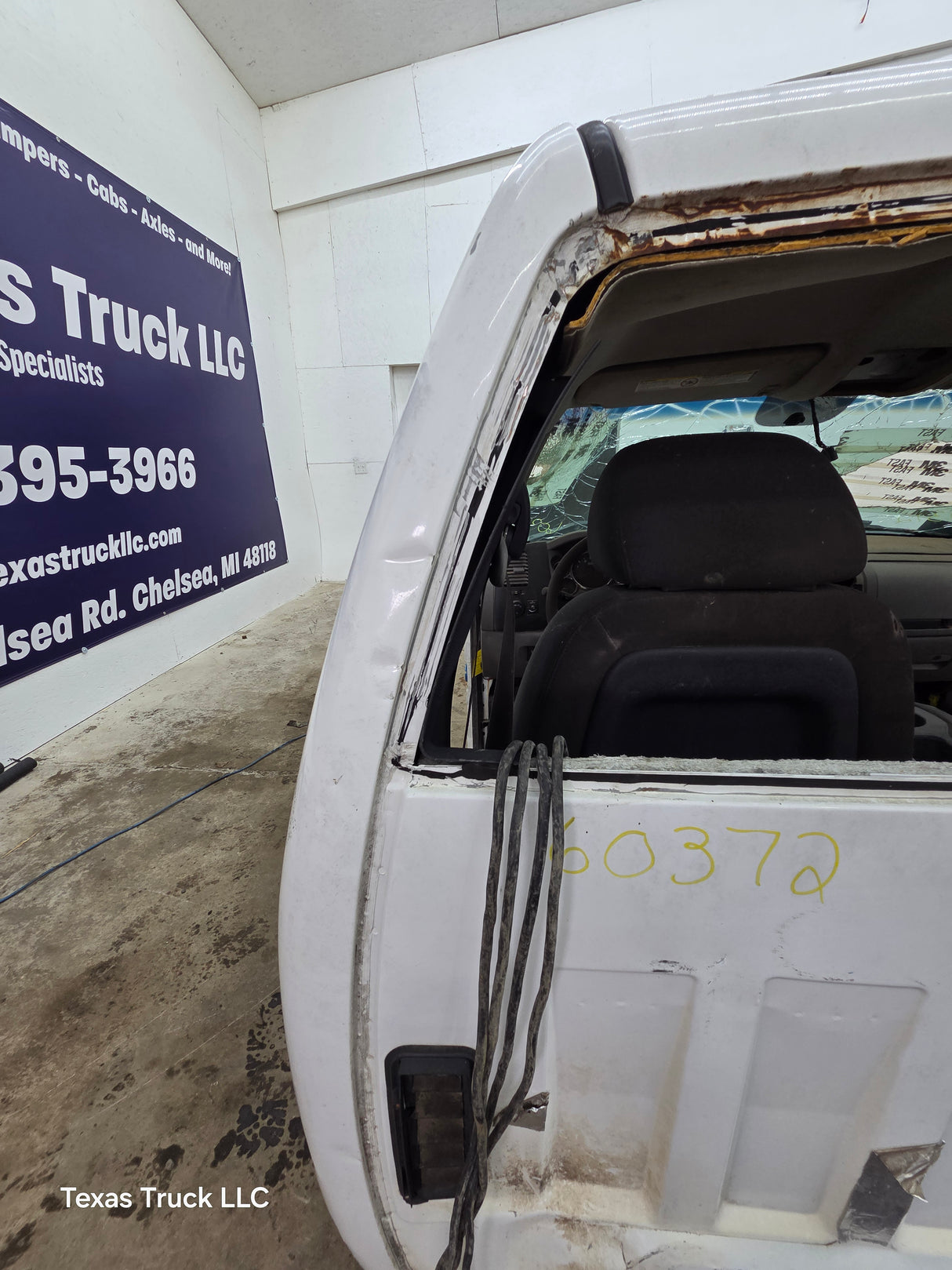 2007-2013 Chevrolet Silverado / GMC Sierra 1500 2500 3500 HD Regular Cab