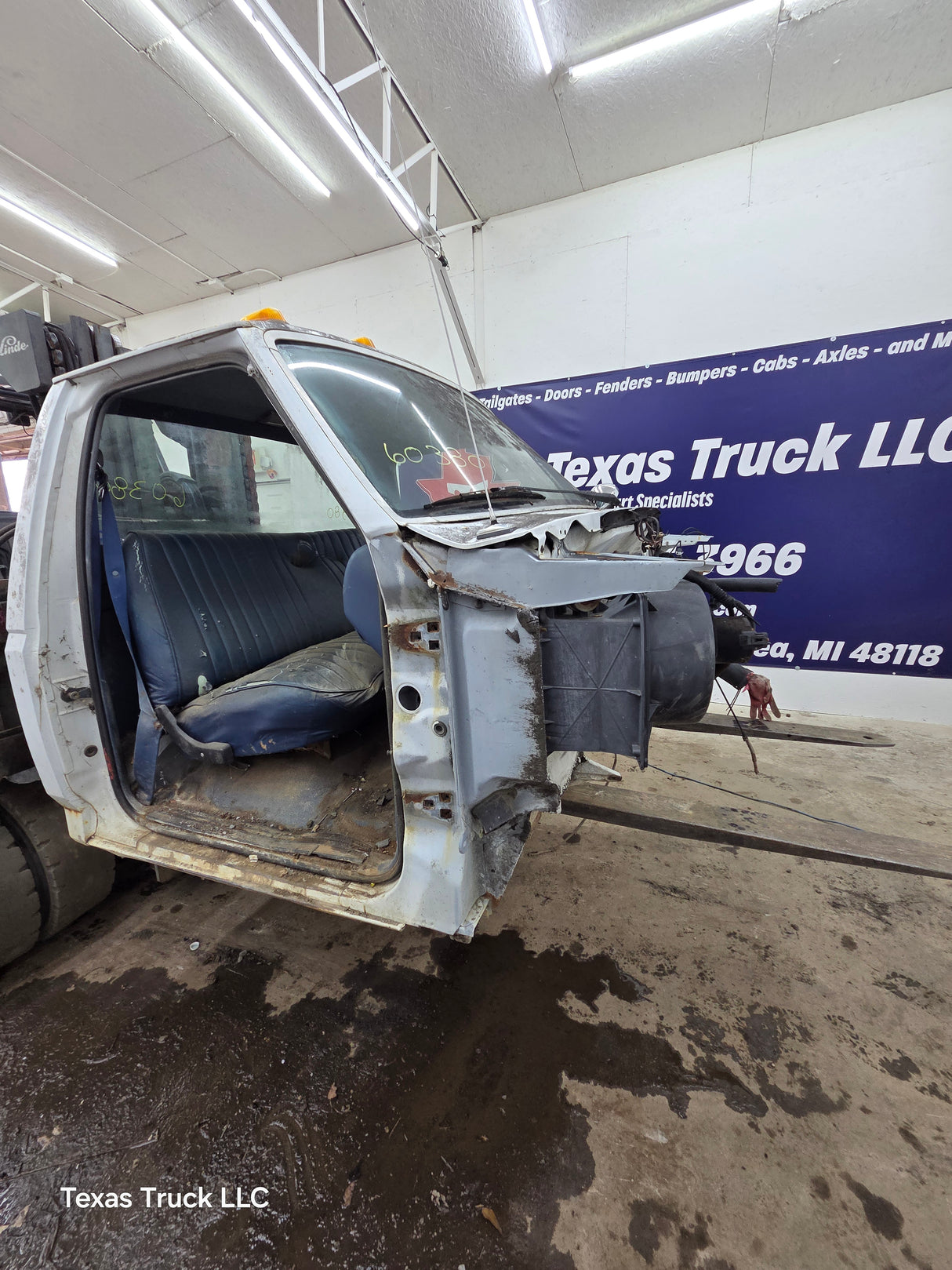 1992-1997 Ford OBS F Super Duty F450 F550 Regular Cab
