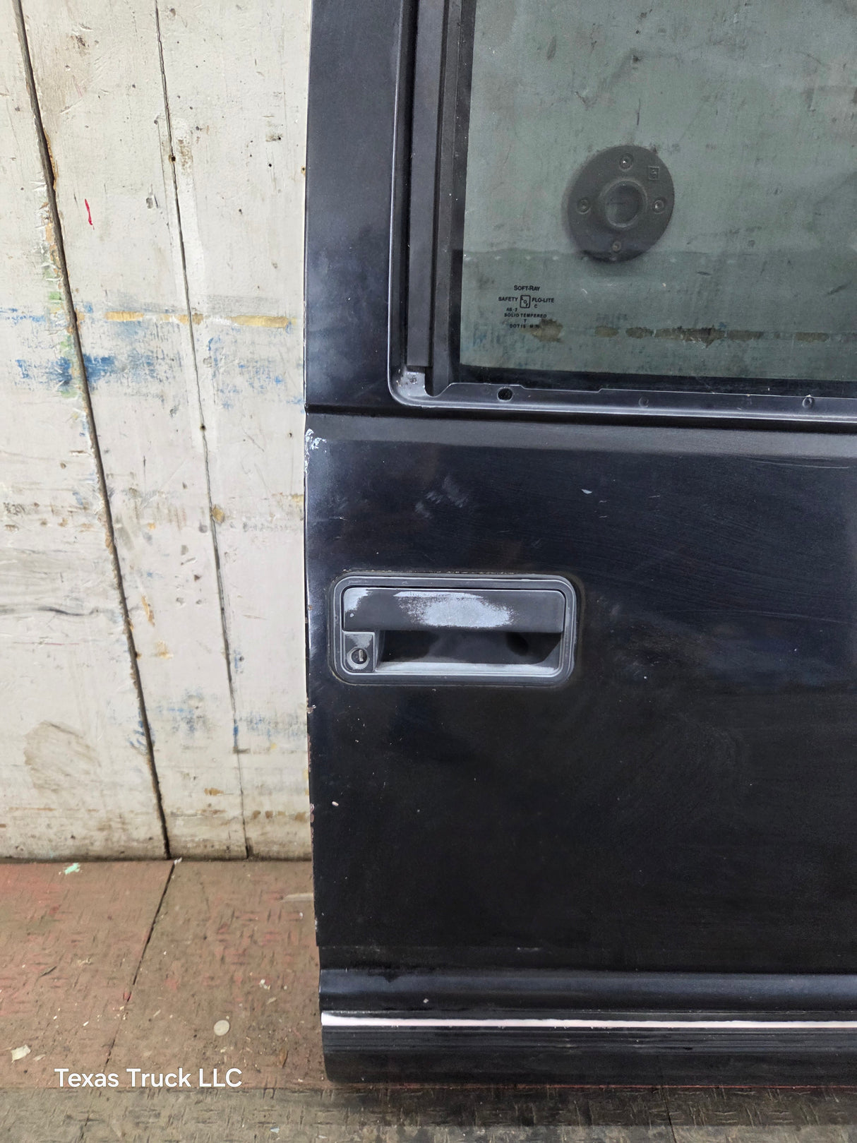 1988-2000 Chevrolet Silverado Suburban GMC Sierra RH Front Passenger Door