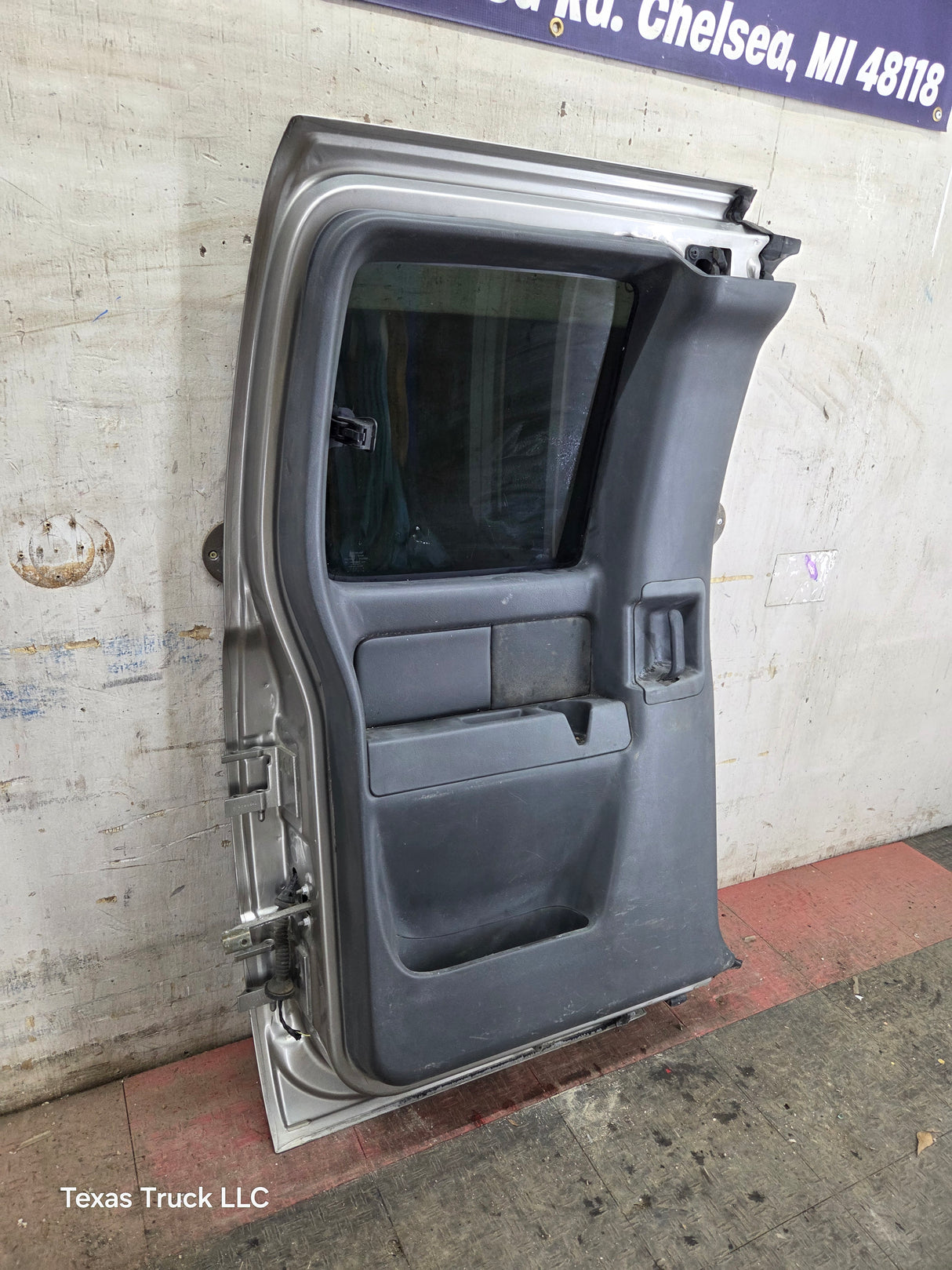 1999-2006 Chevrolet Silverado / GMC Sierra 1500 2500 3500 HD Rear Driver side Extended Cab Rear Door