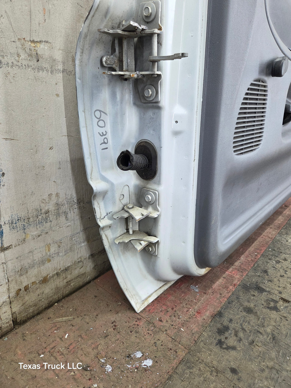 1994-2002 Dodge Ram 2nd Gen RH Passenger Side Front Door Regular Cab / 2 Door Ext Cab 1500 2500 3500 ROUND CORNER
