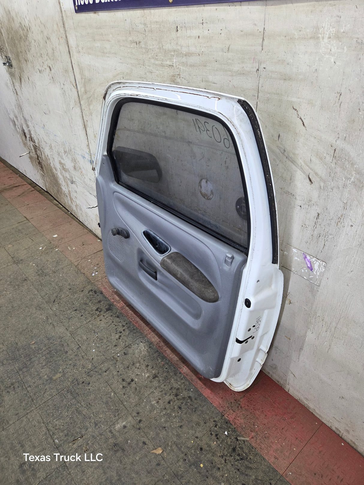 1994-2002 Dodge Ram 2nd Gen RH Passenger Side Front Door Regular Cab / 2 Door Ext Cab 1500 2500 3500 ROUND CORNER