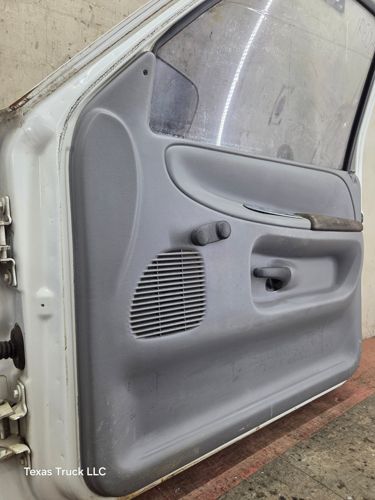 1994-2002 Dodge Ram 2nd Gen RH Passenger Side Front Door Regular Cab / 2 Door Ext Cab 1500 2500 3500 ROUND CORNER