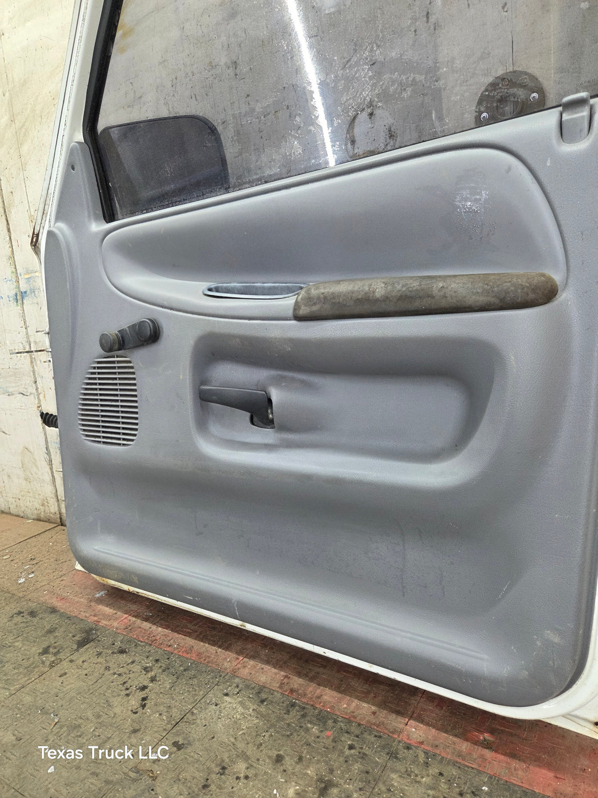 1994-2002 Dodge Ram 2nd Gen RH Passenger Side Front Door Regular Cab / 2 Door Ext Cab 1500 2500 3500 ROUND CORNER
