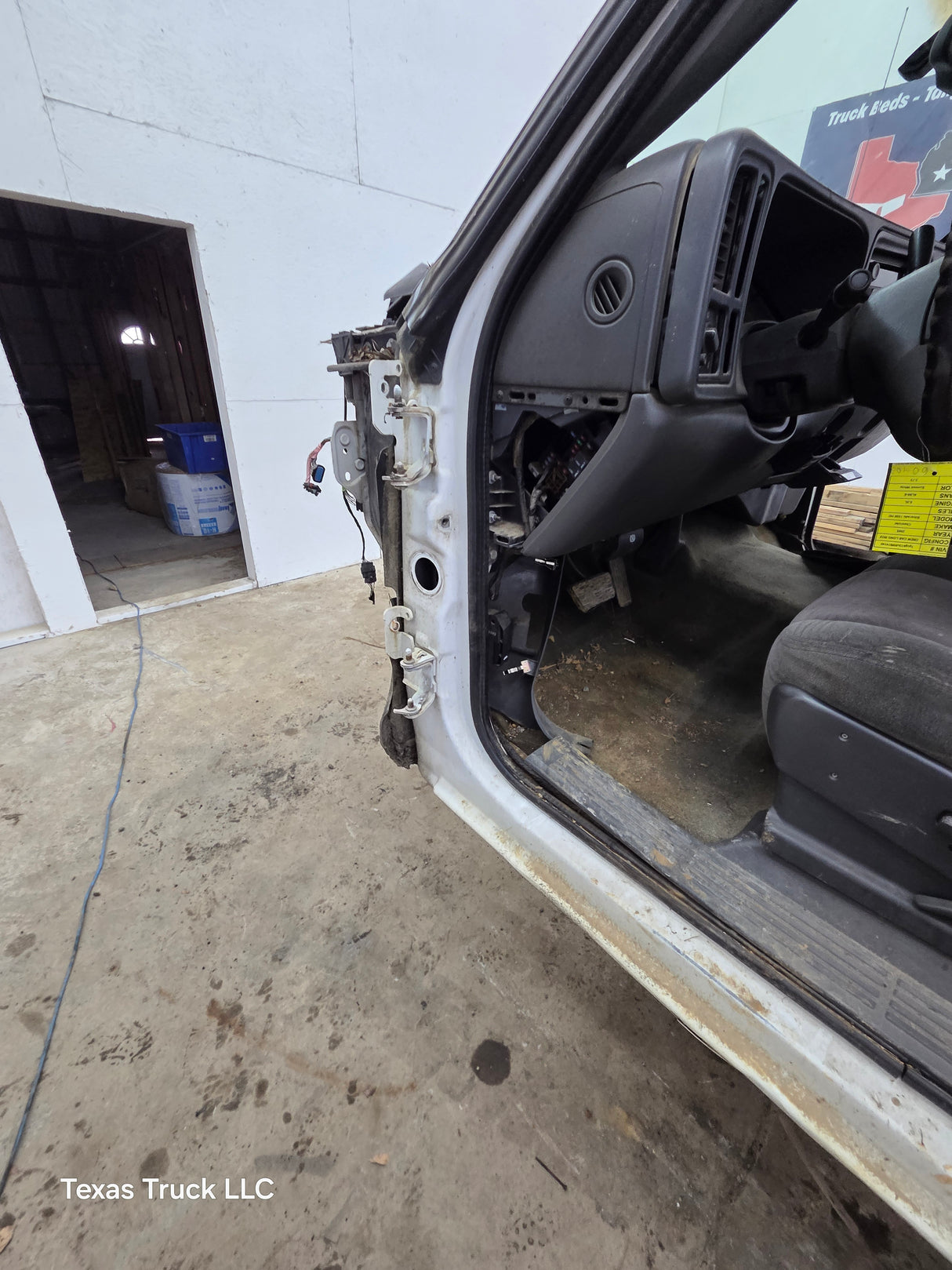 1999-2007 Chevrolet Silverado / GMC Sierra 1500 2500 HD 3500HD Crew Cab Body