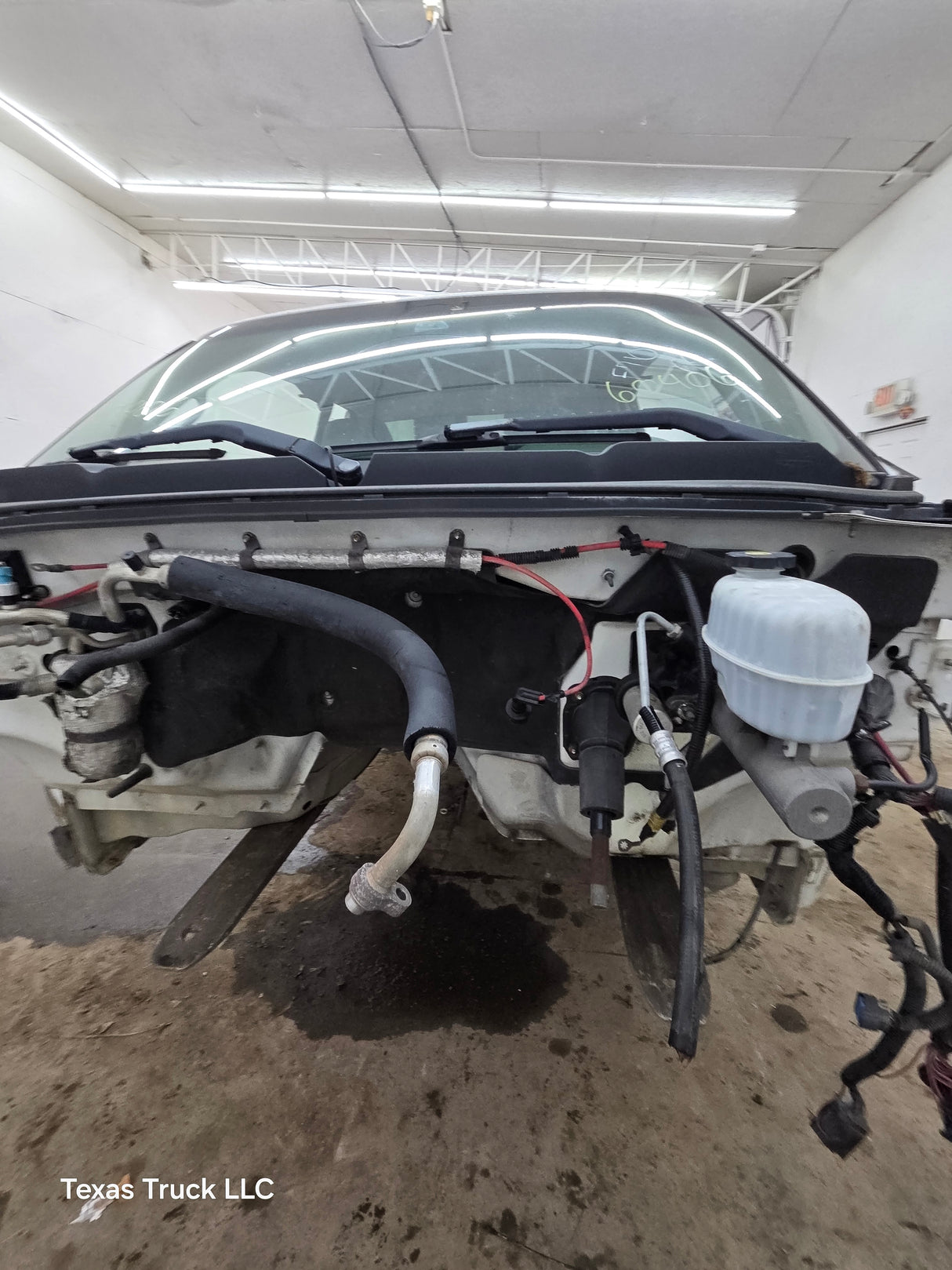 2007-2013 Chevrolet Silverado / GMC Sierra 1500 2500 3500 HD Extended Cab Duramax