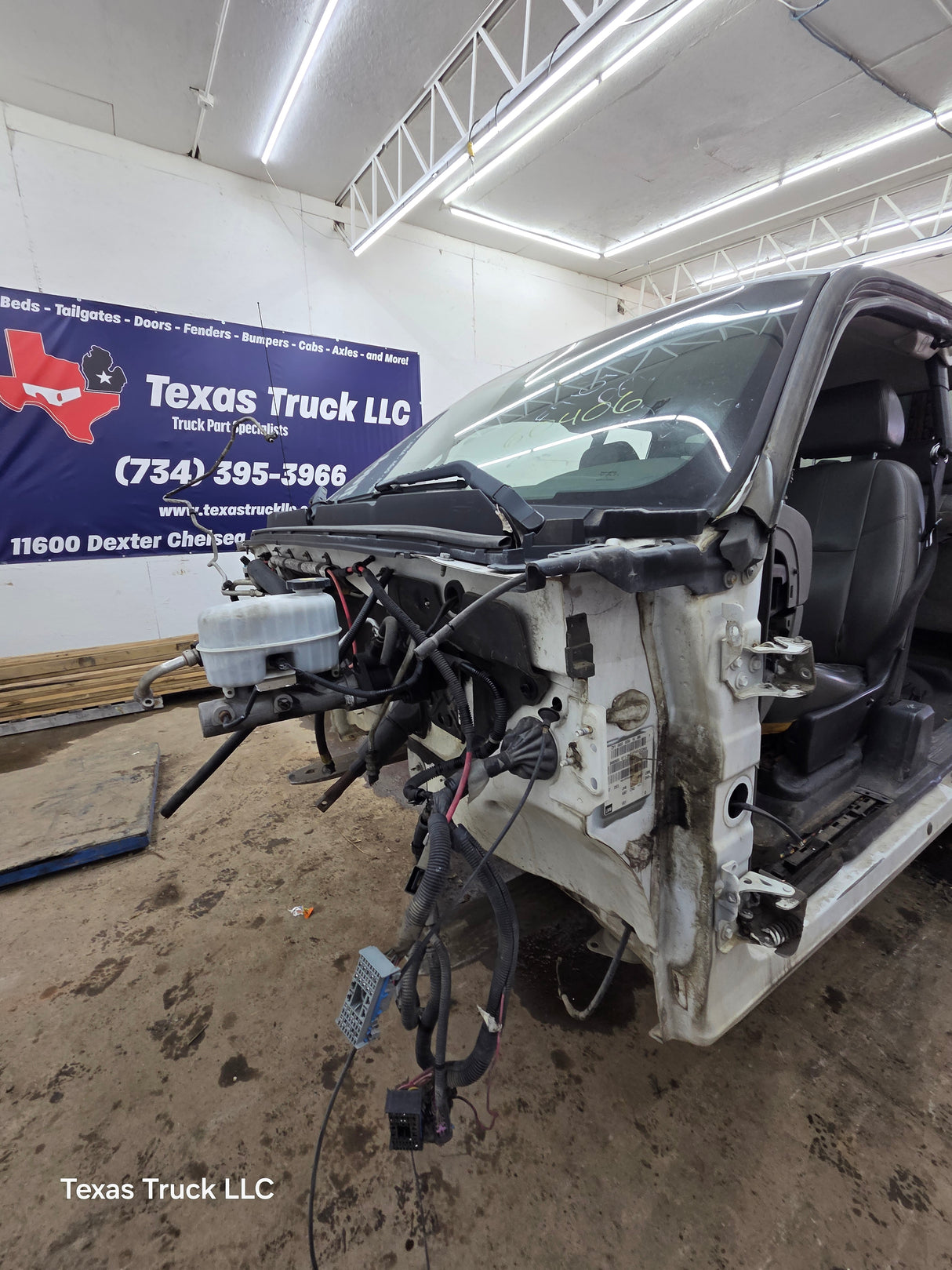 2007-2013 Chevrolet Silverado / GMC Sierra 1500 2500 3500 HD Extended Cab Duramax