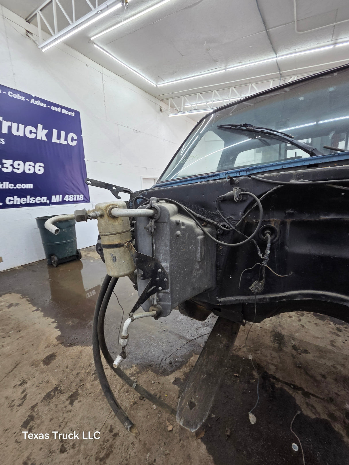 1973-1987 Chevrolet / GMC Square Body Regular Cab Truck Cab K series / C series