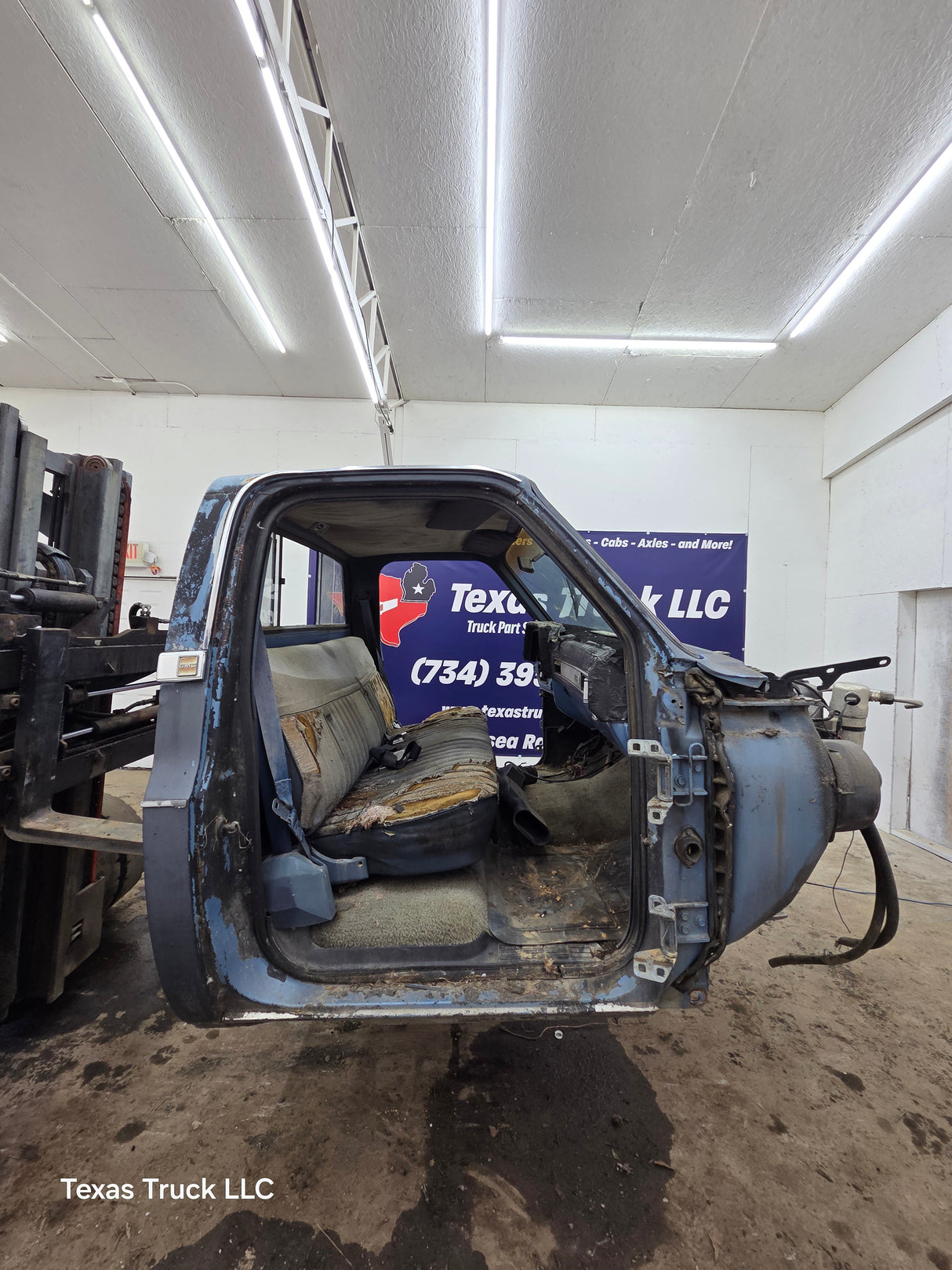 1973-1987 Chevrolet / GMC Square Body Regular Cab Truck Cab K series / C series