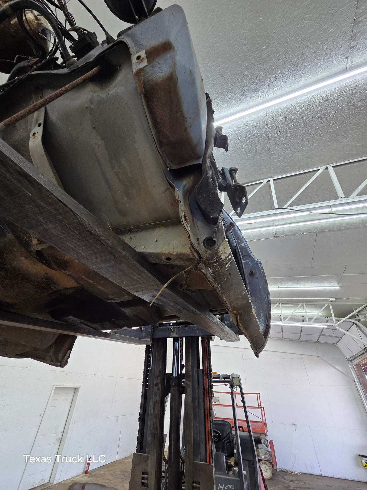 1973-1987 Chevrolet / GMC Square Body Regular Cab Truck Cab K series / C series